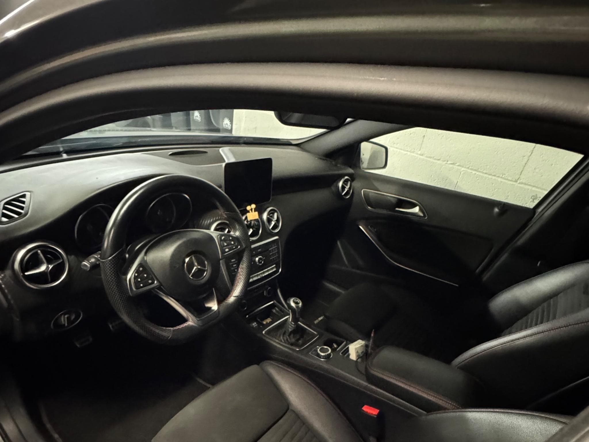 Mercedes A 180 AMG-Line (2026) - Photo 3