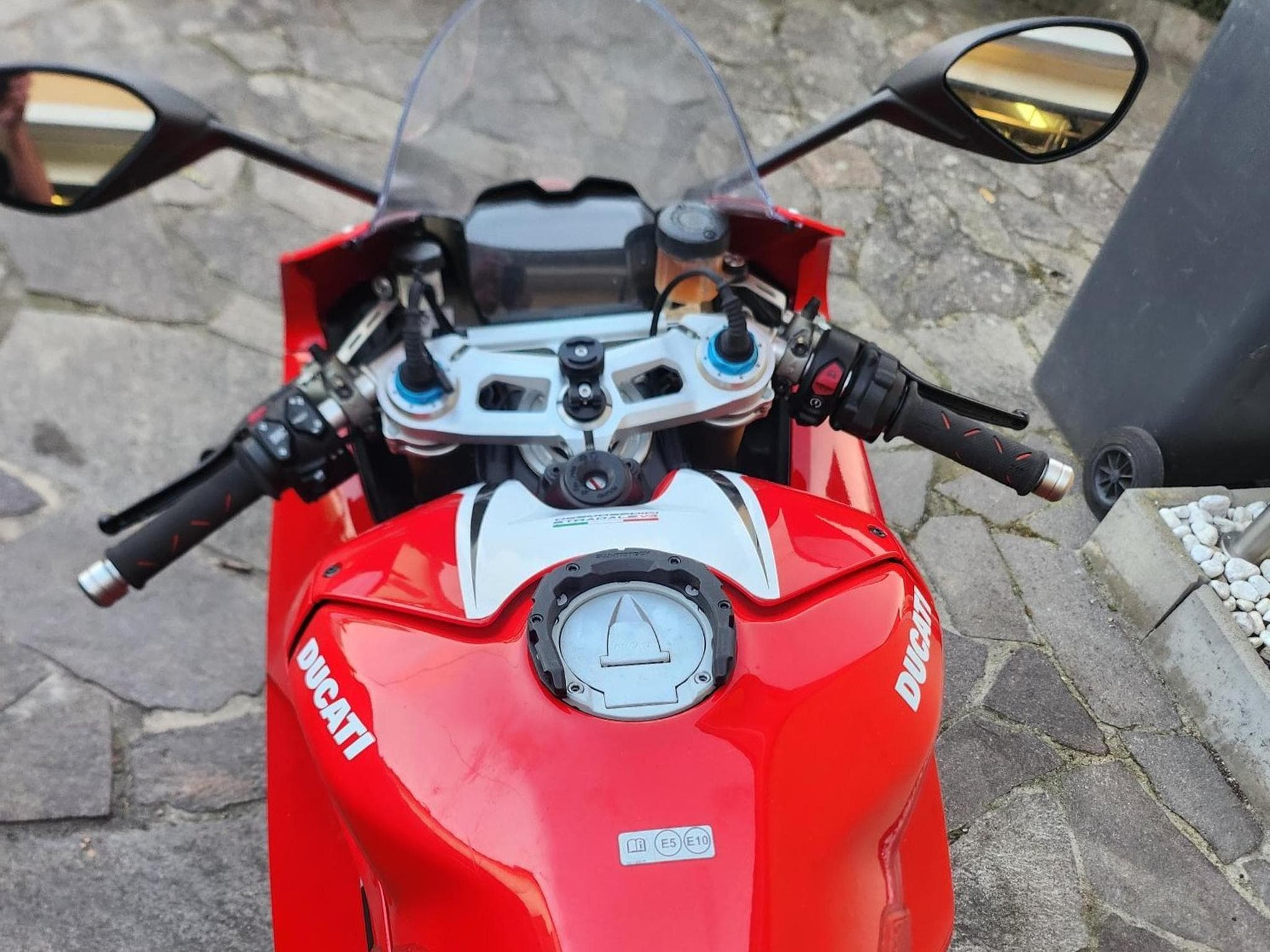 Ducati Panigale V4S (2019) - Photo 2