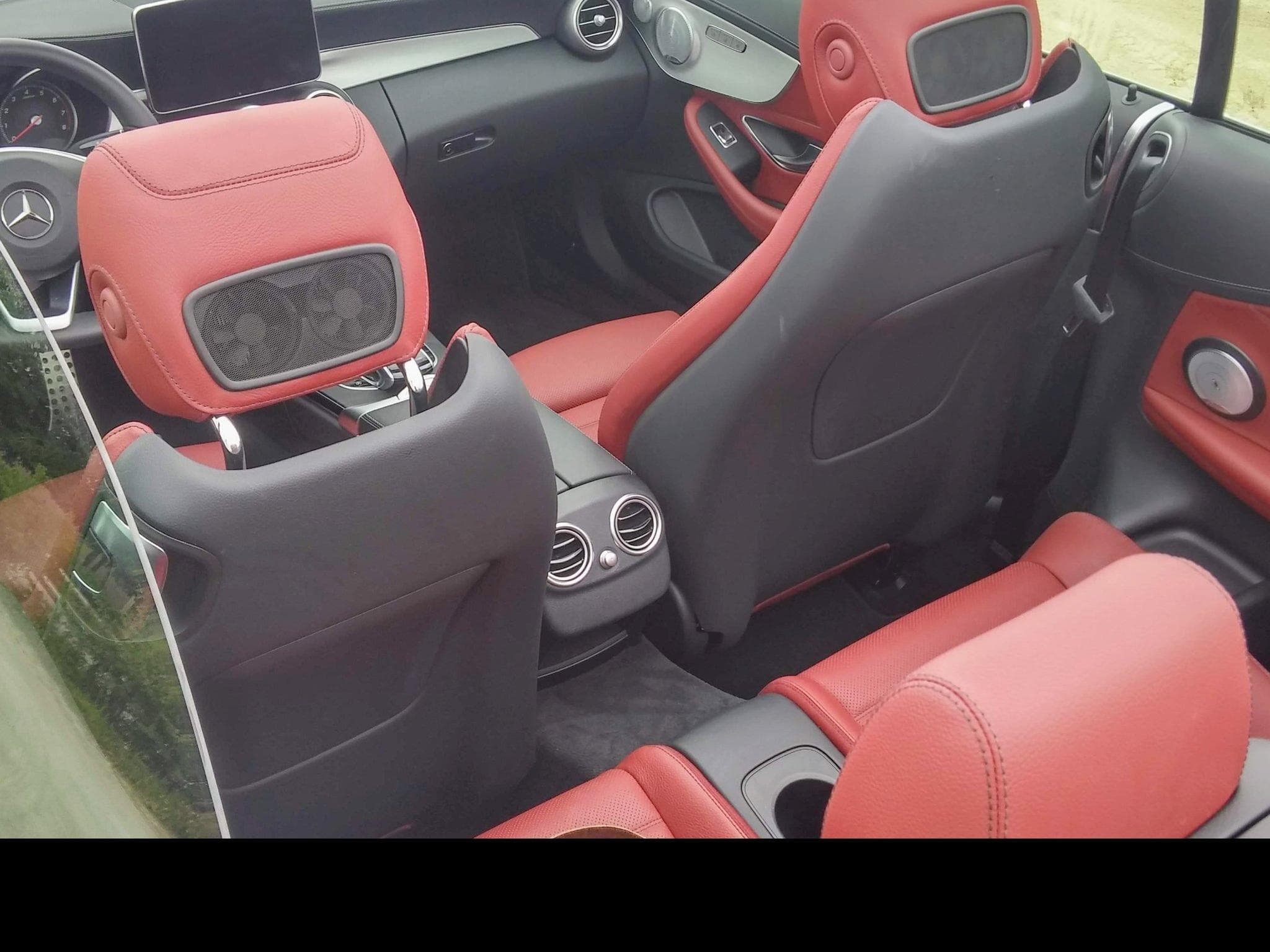 Mercedes C 250 AMG Line (2018) - Photo 2