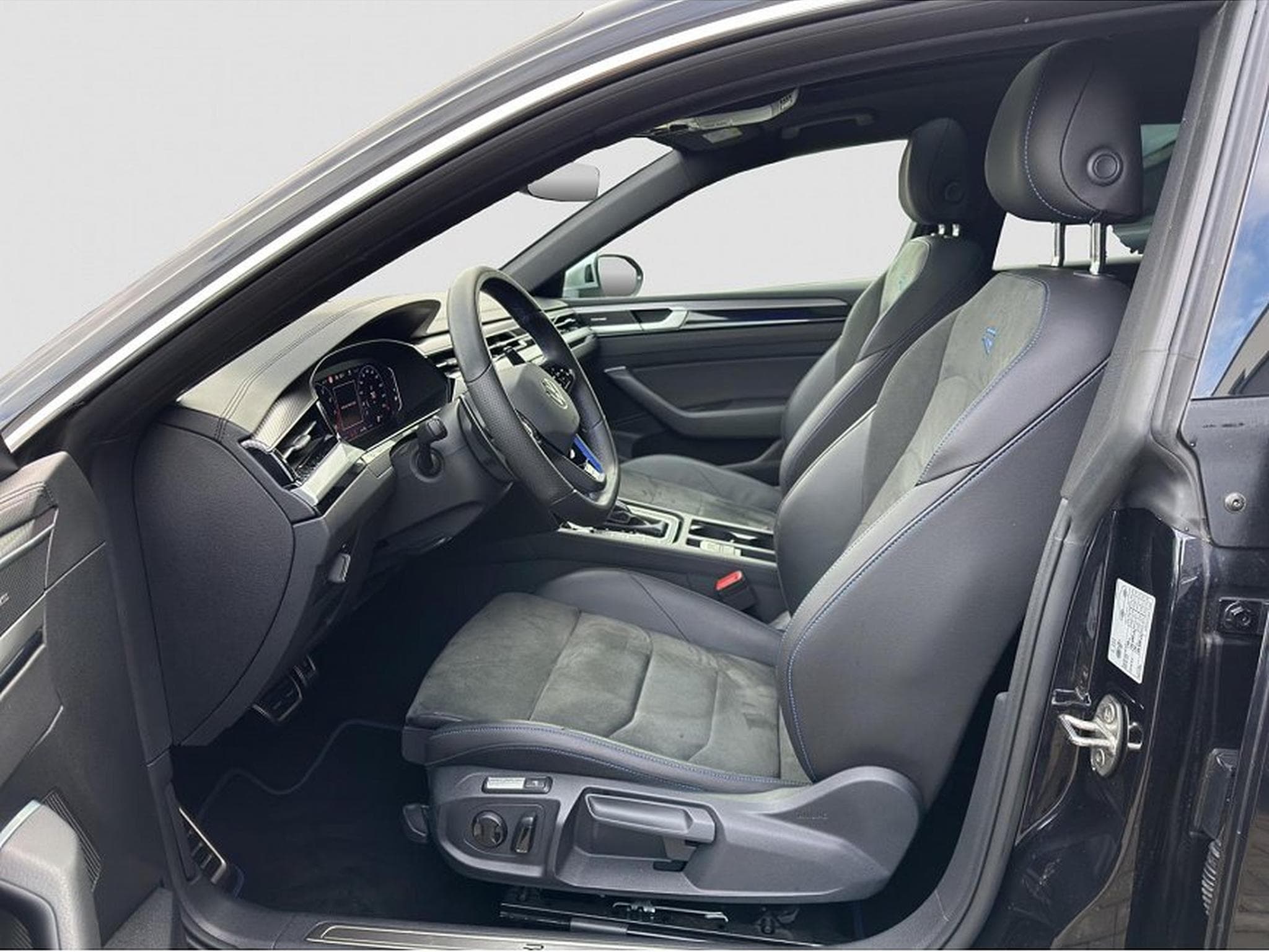 VW Arteon (2024) - Foto 10