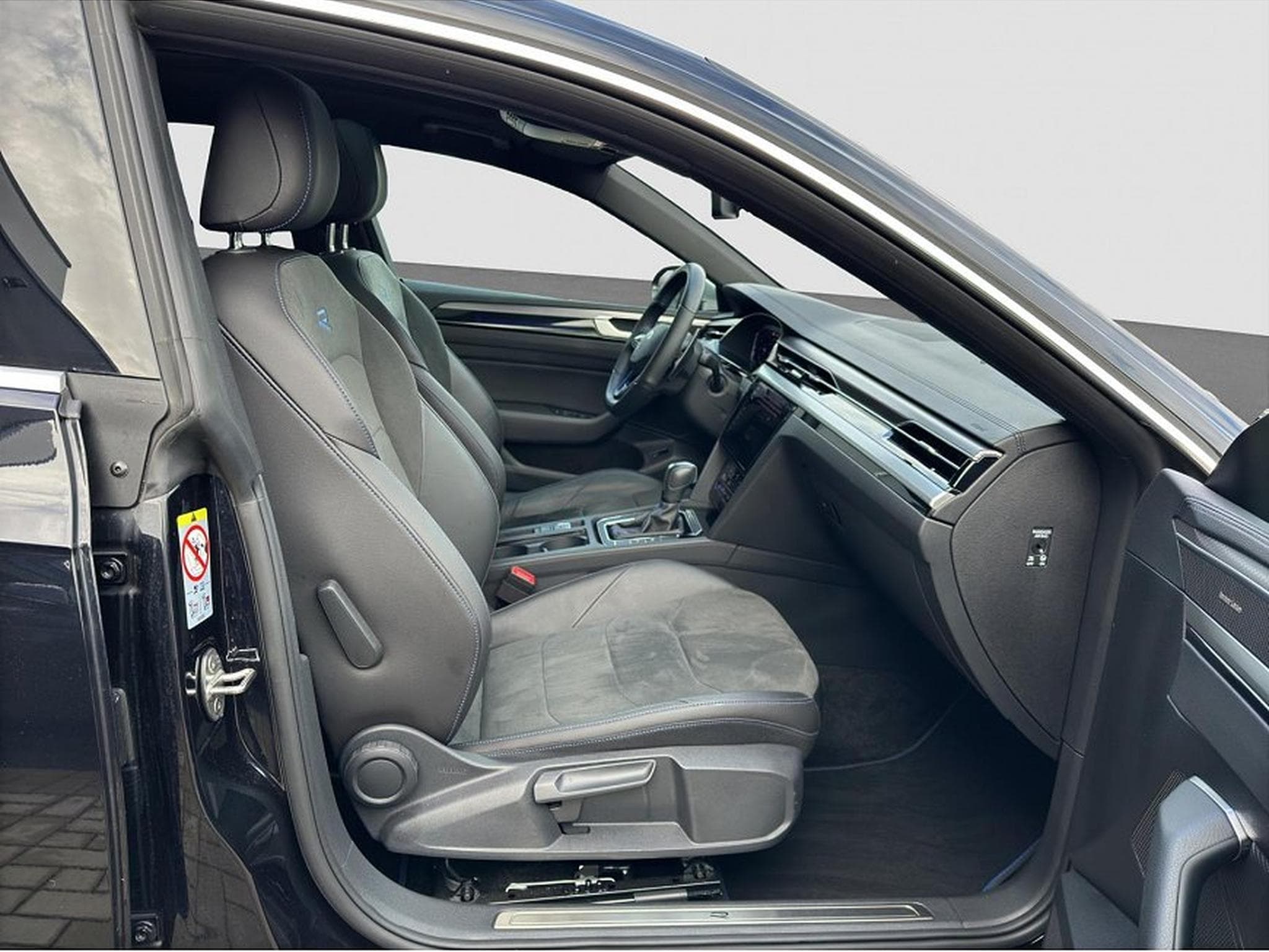 VW Arteon (2024) - Foto 12