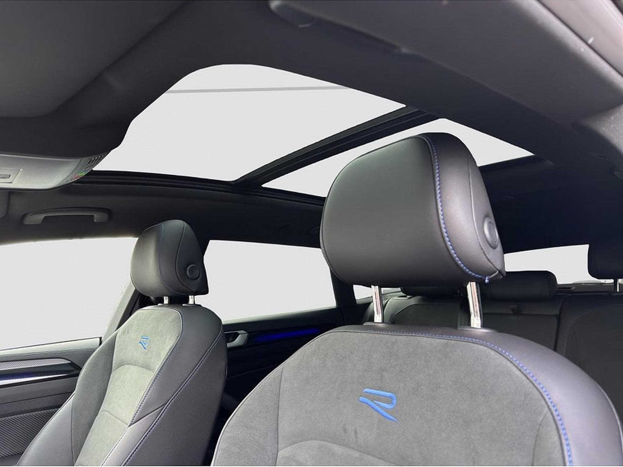 VW Arteon (2024) - Foto 24