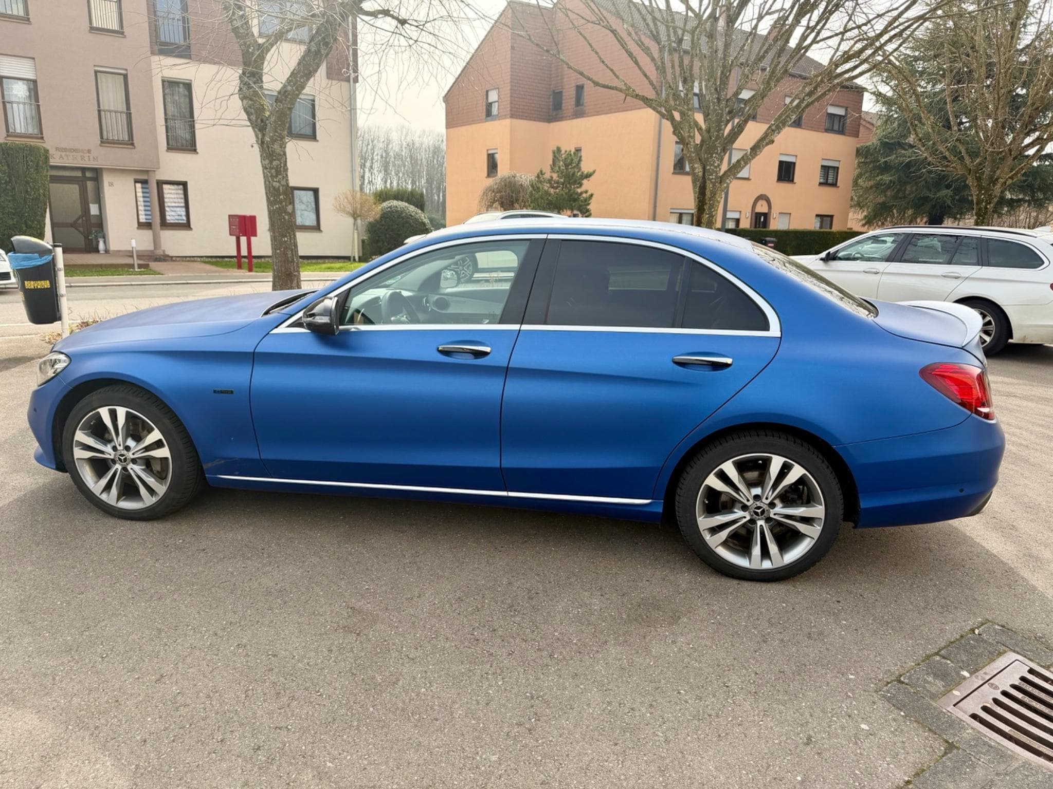 Mercedes C 300 C300de plug-in hybrid diesel-electrique (2020) - Foto 14