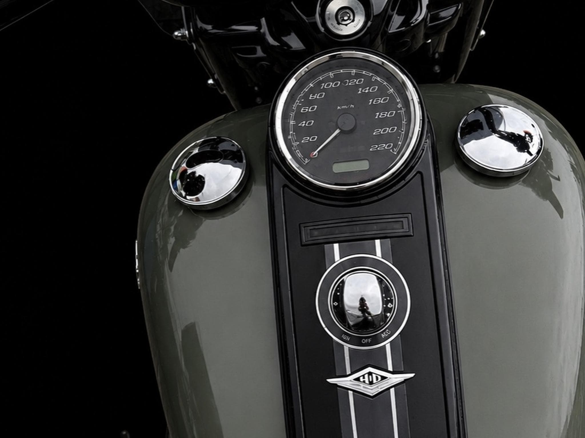Harley-Davidson Road King Special (2022) - Photo 1