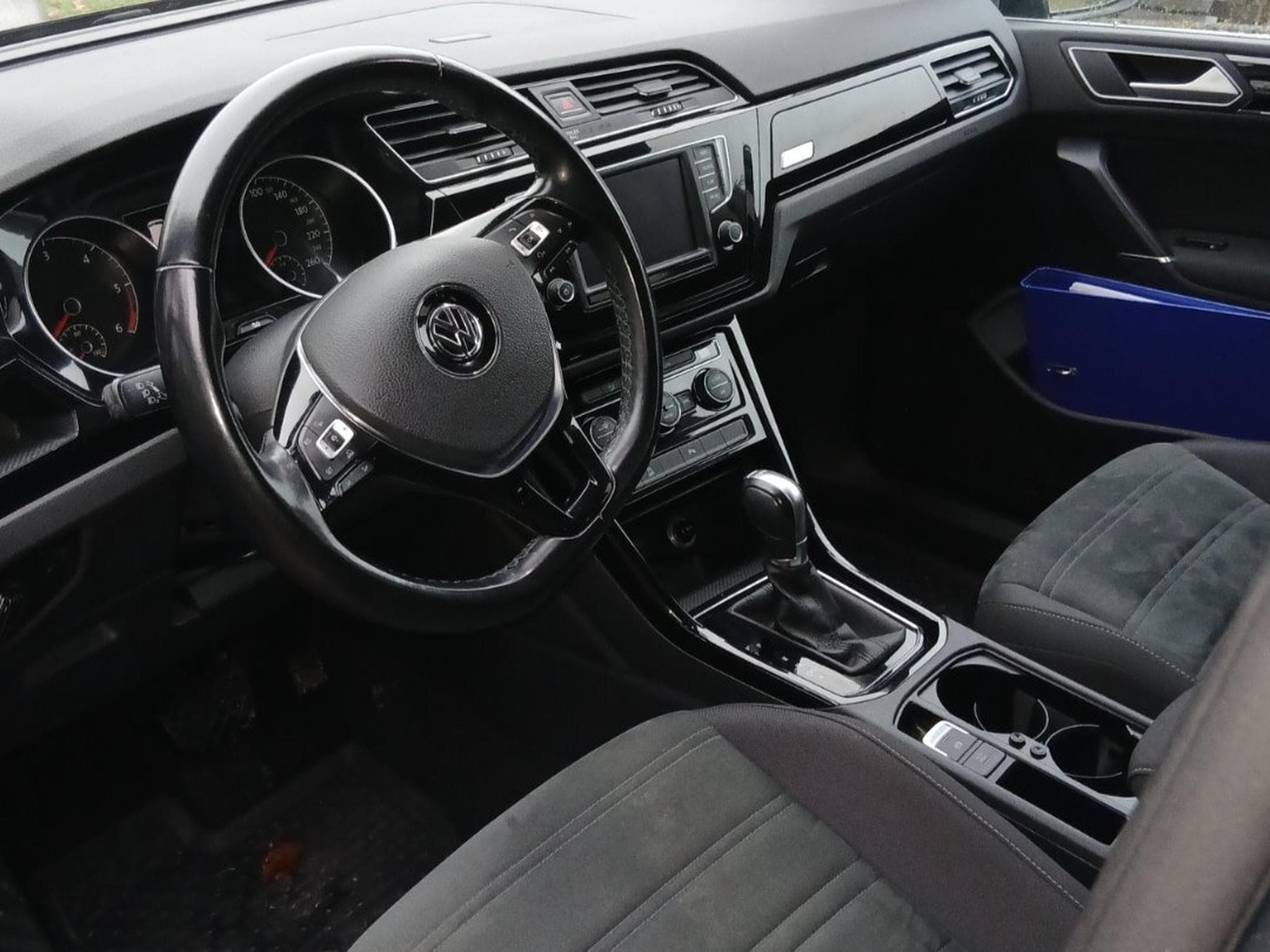 VW Touran 1,6 Diesel 115Cv Highline (2017) - Foto 3