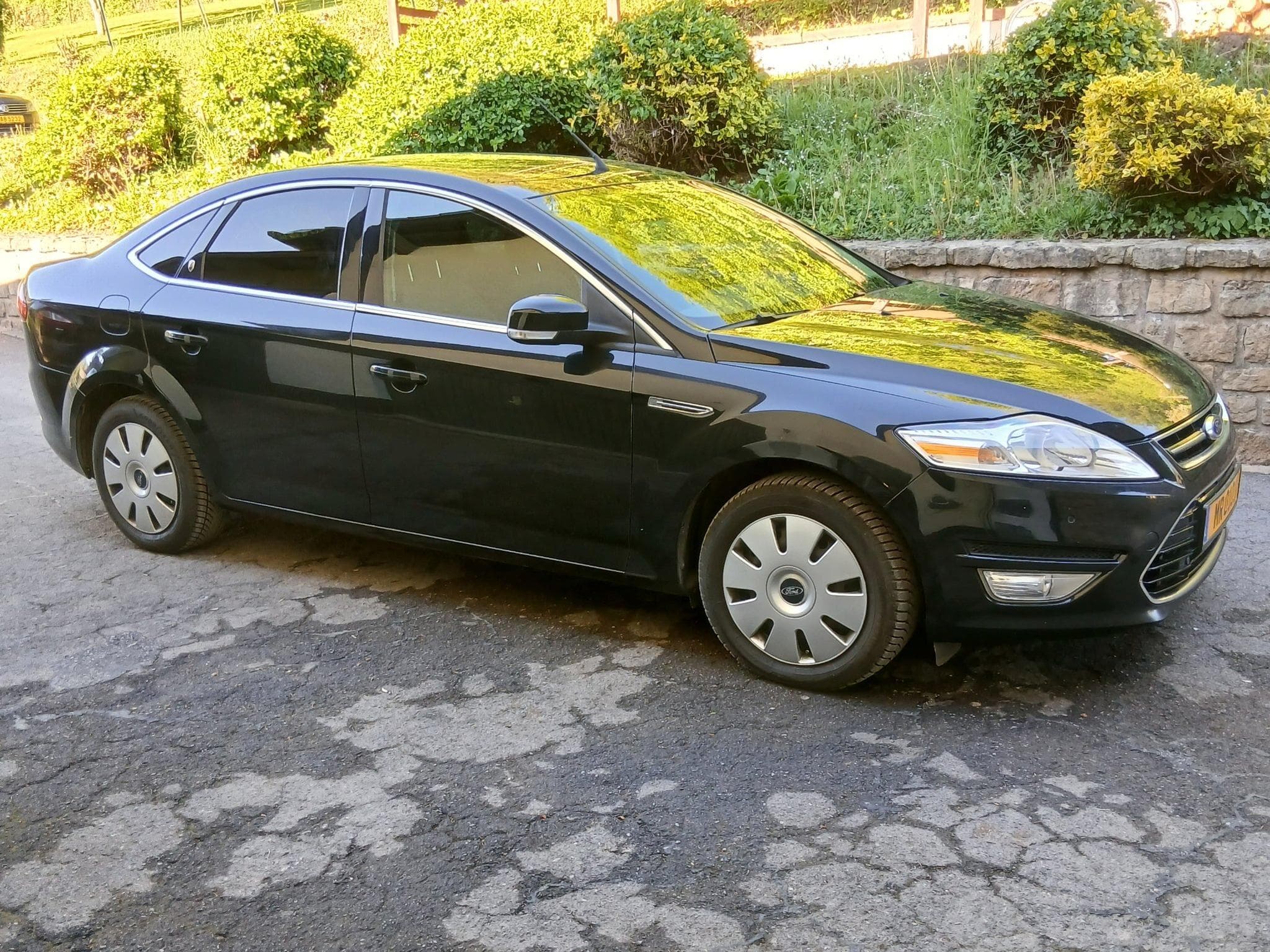 Ford Mondeo 2,0 Diesel 136CV (2011) - Foto 2