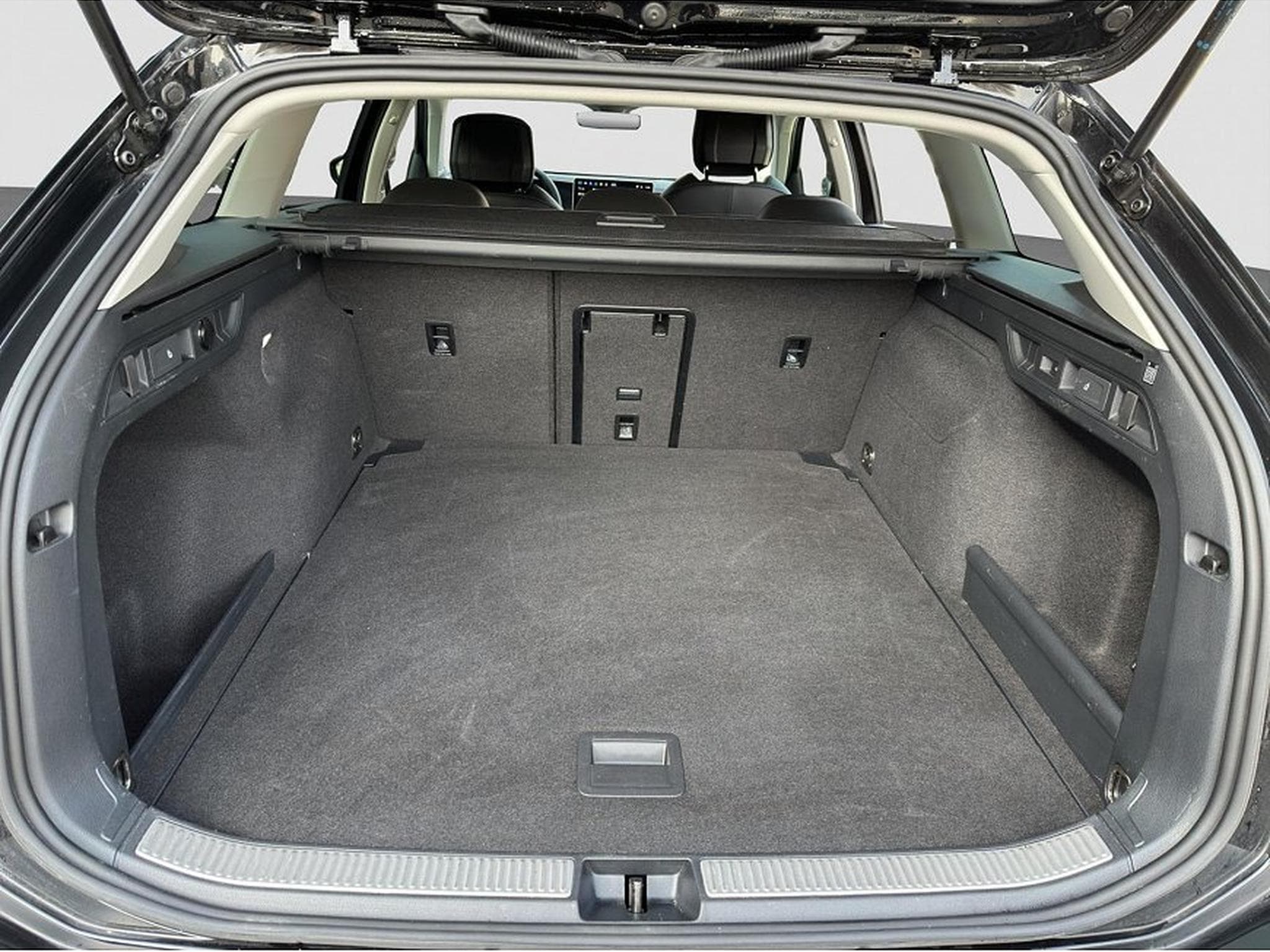 VW Passat (2026) - Foto 21