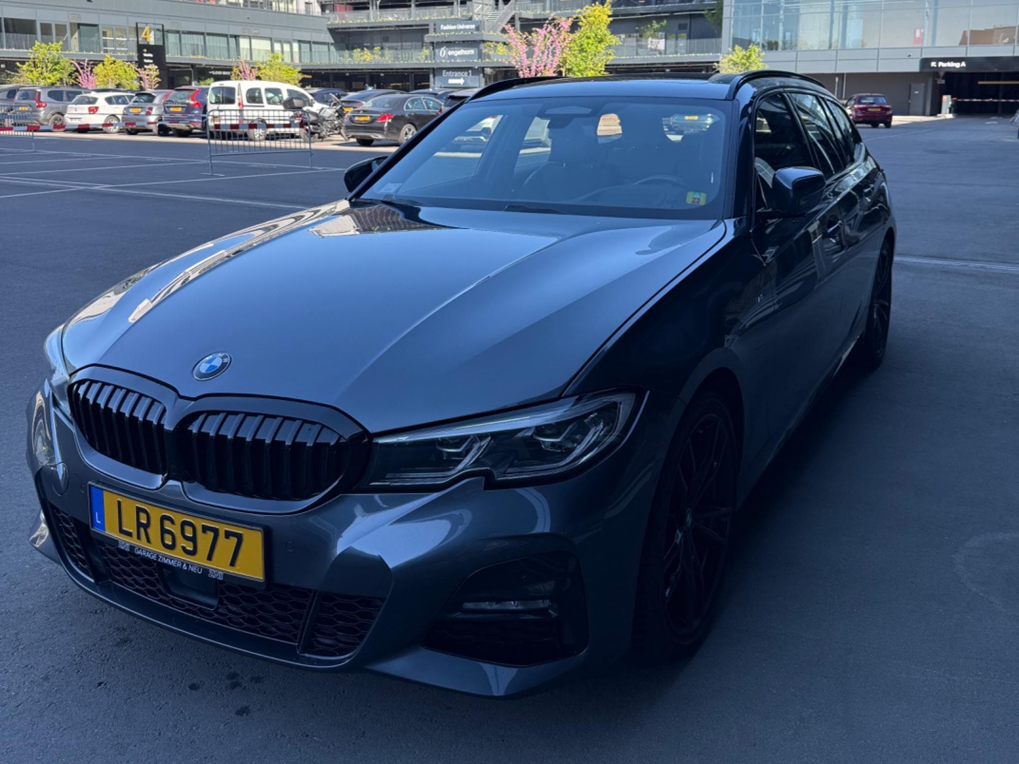 BMW 320 xDrive M-Sport (2020) - Photo 3