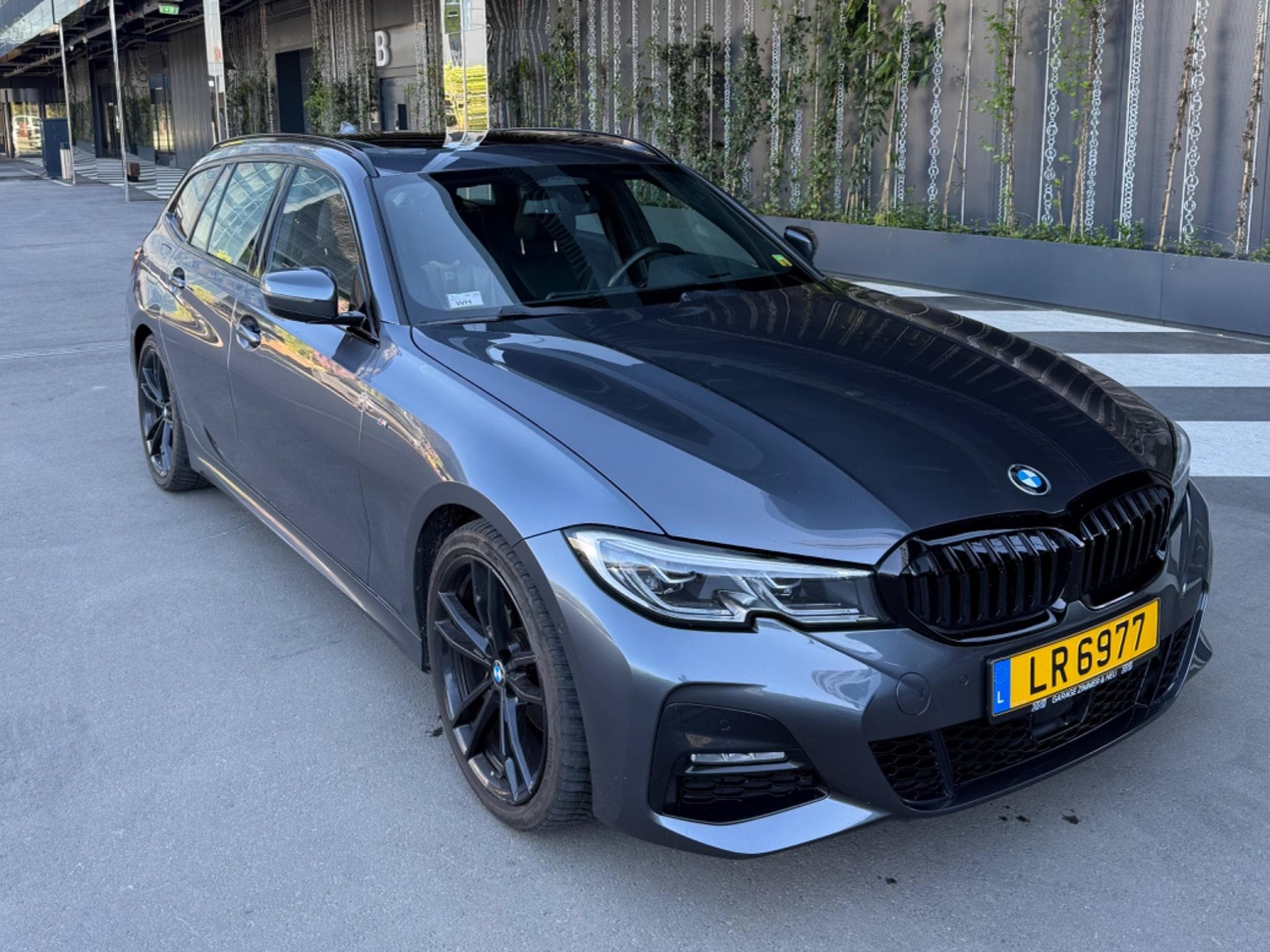 BMW 320 xDrive M-Sport (2020) - Photo 1