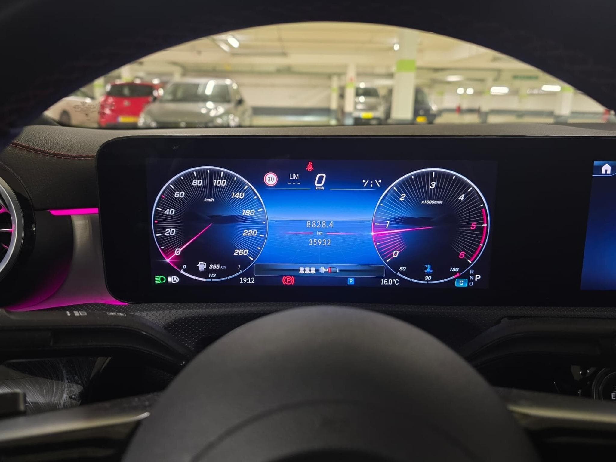 Mercedes CLA 180 CLA180 d coupé (2024) - Foto 2