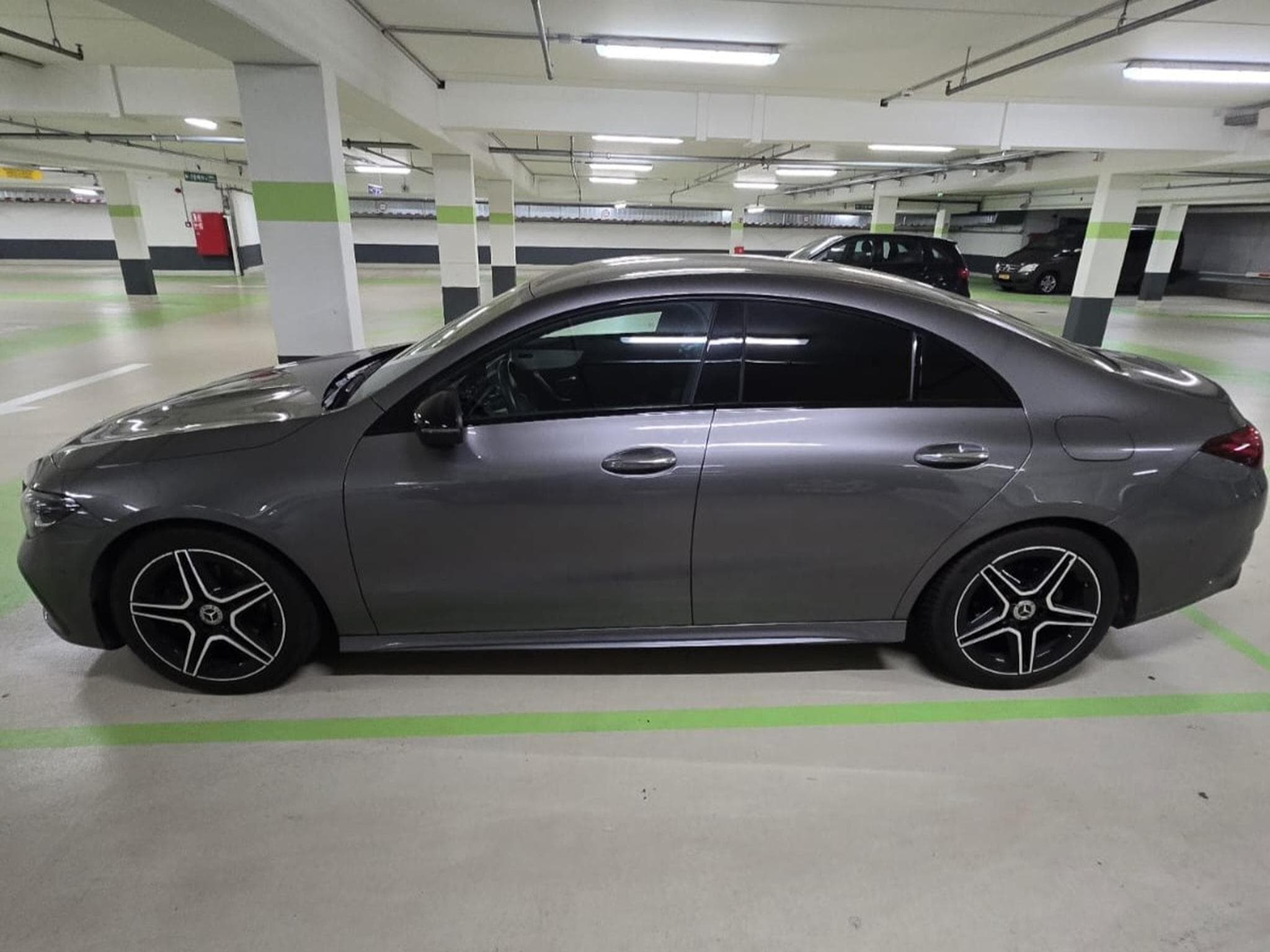 Mercedes CLA 180 CLA180 d coupé (2024) - Foto 4