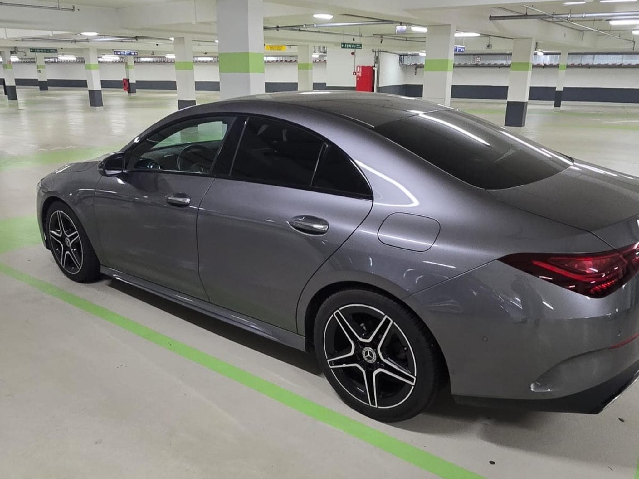Mercedes CLA 180 CLA180 d coupé (2024) - Foto 6