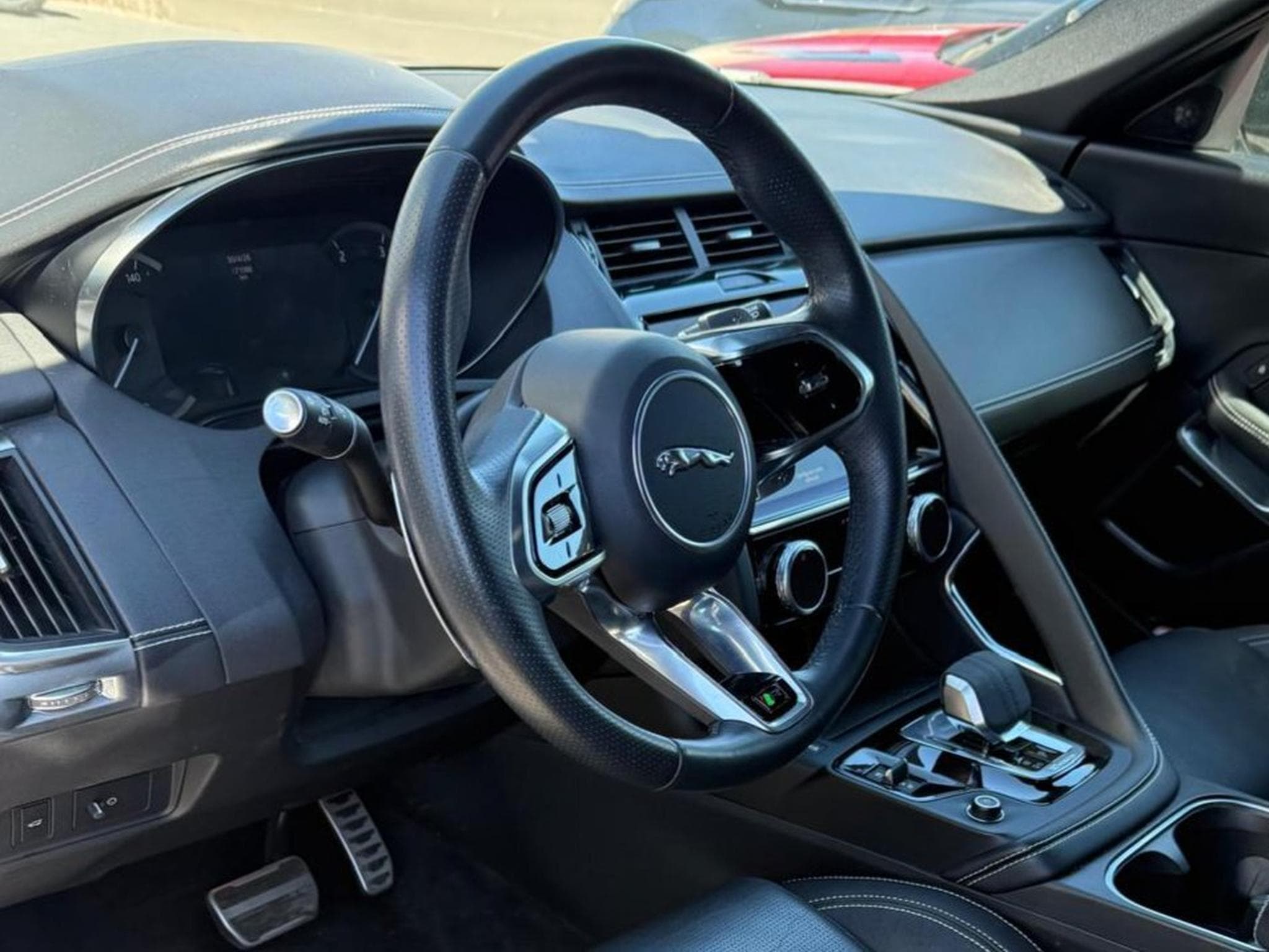 Jaguar E-Pace R-Dinamique (2023) - Foto 5