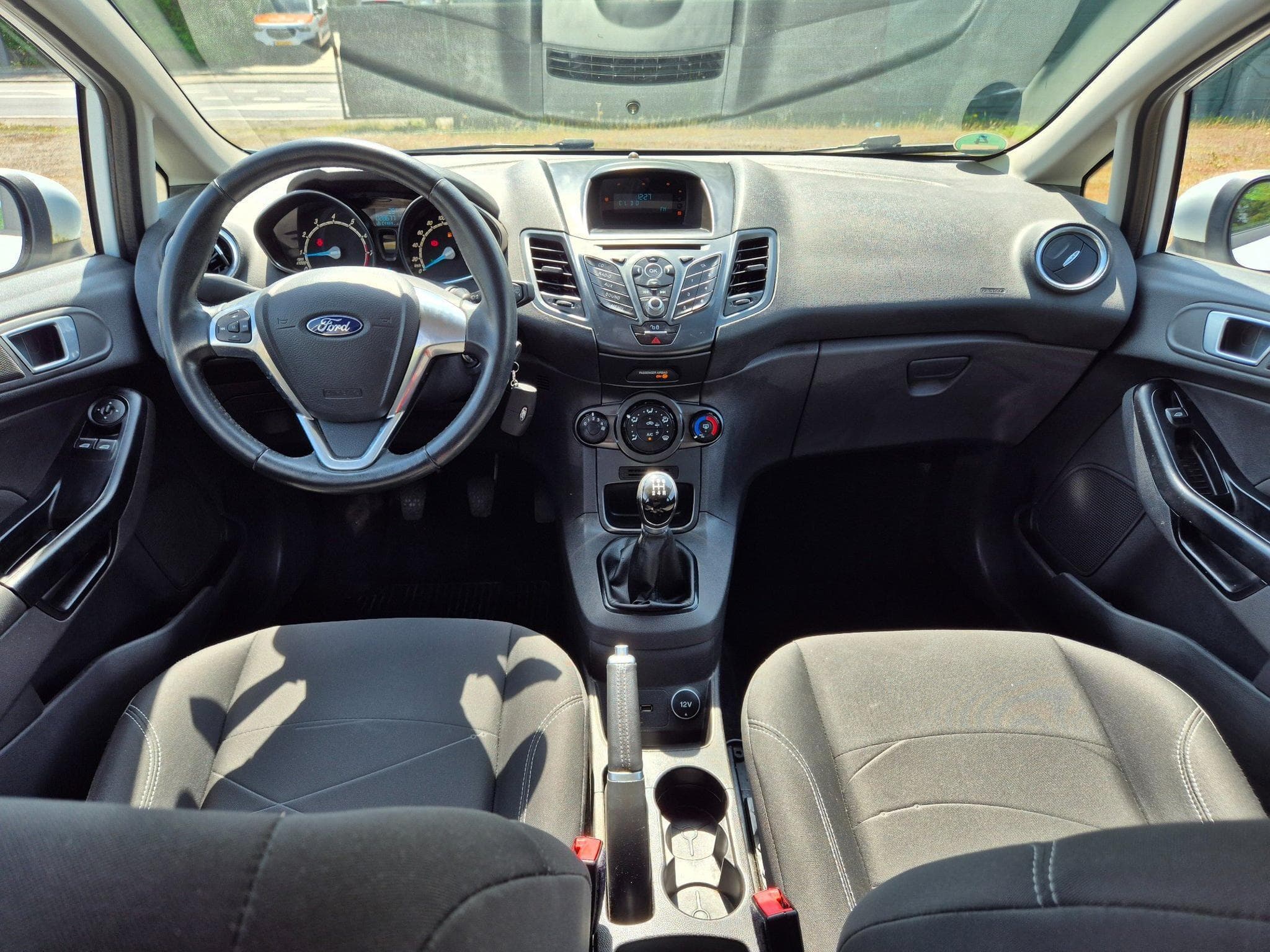 Ford Fiesta 1.25i -1ère main-28.000km- (2016) - Photo 3