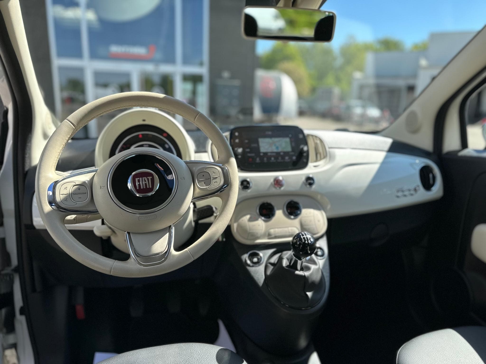 Fiat 500 500C 1.0 Hybrid Dolcevita (2021) - Photo 6