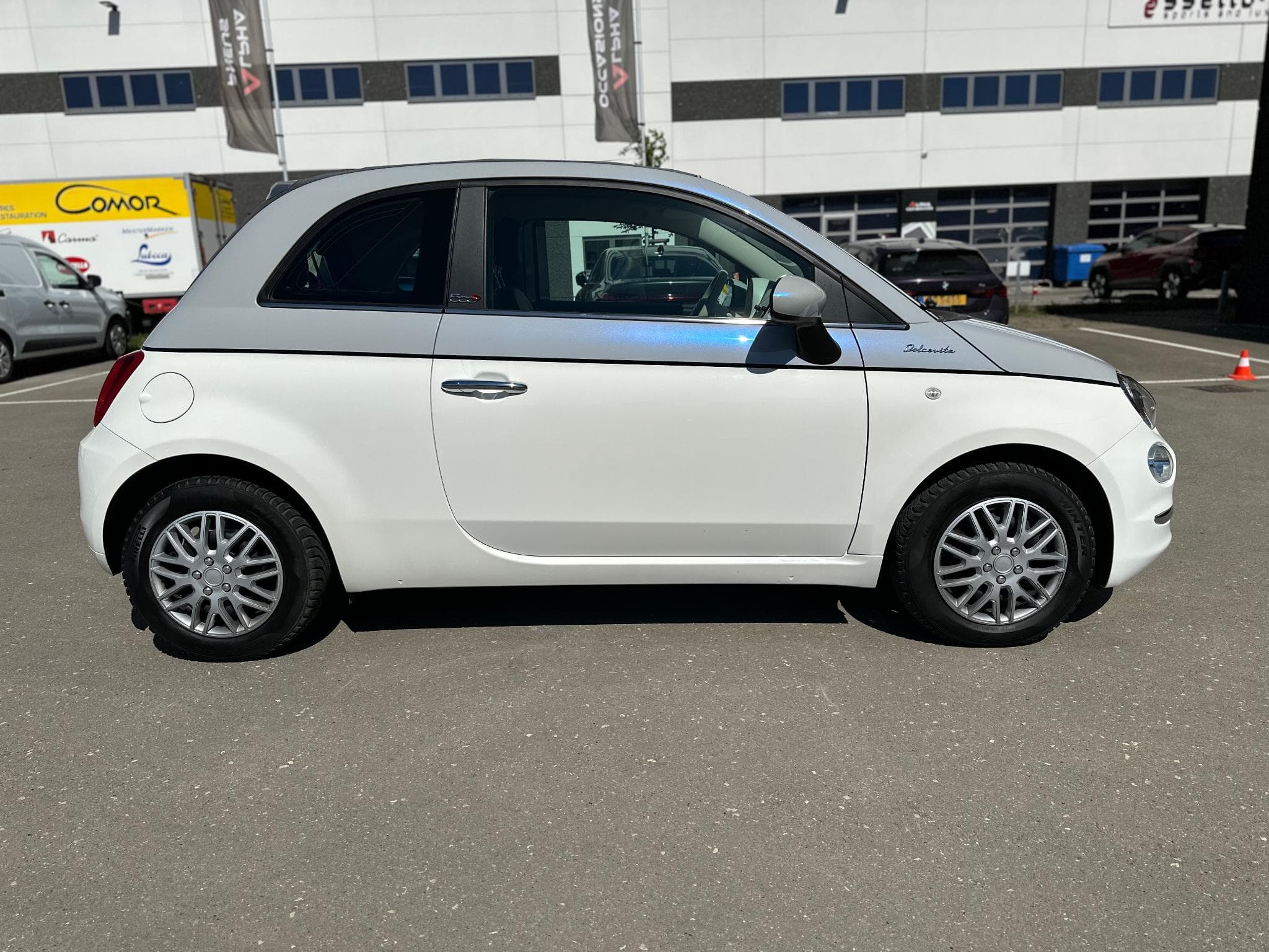 Fiat 500 500C 1.0 Hybrid Dolcevita (2021) - Photo 9