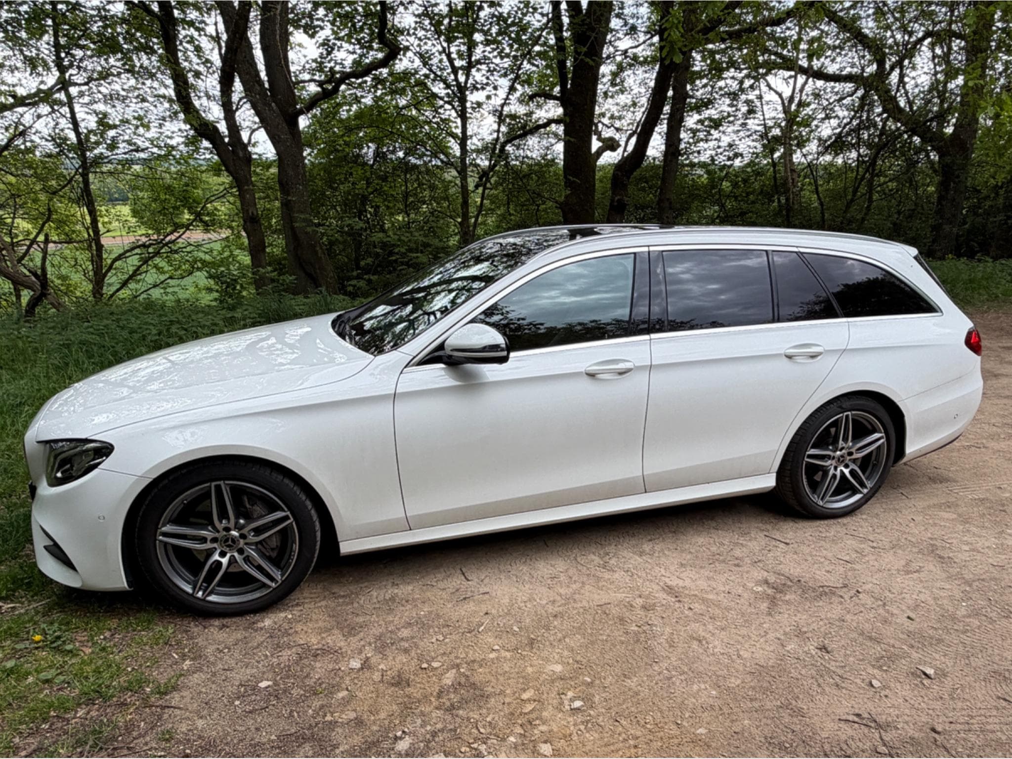 Mercedes E 220 AMG-Line (2019) - Photo 1