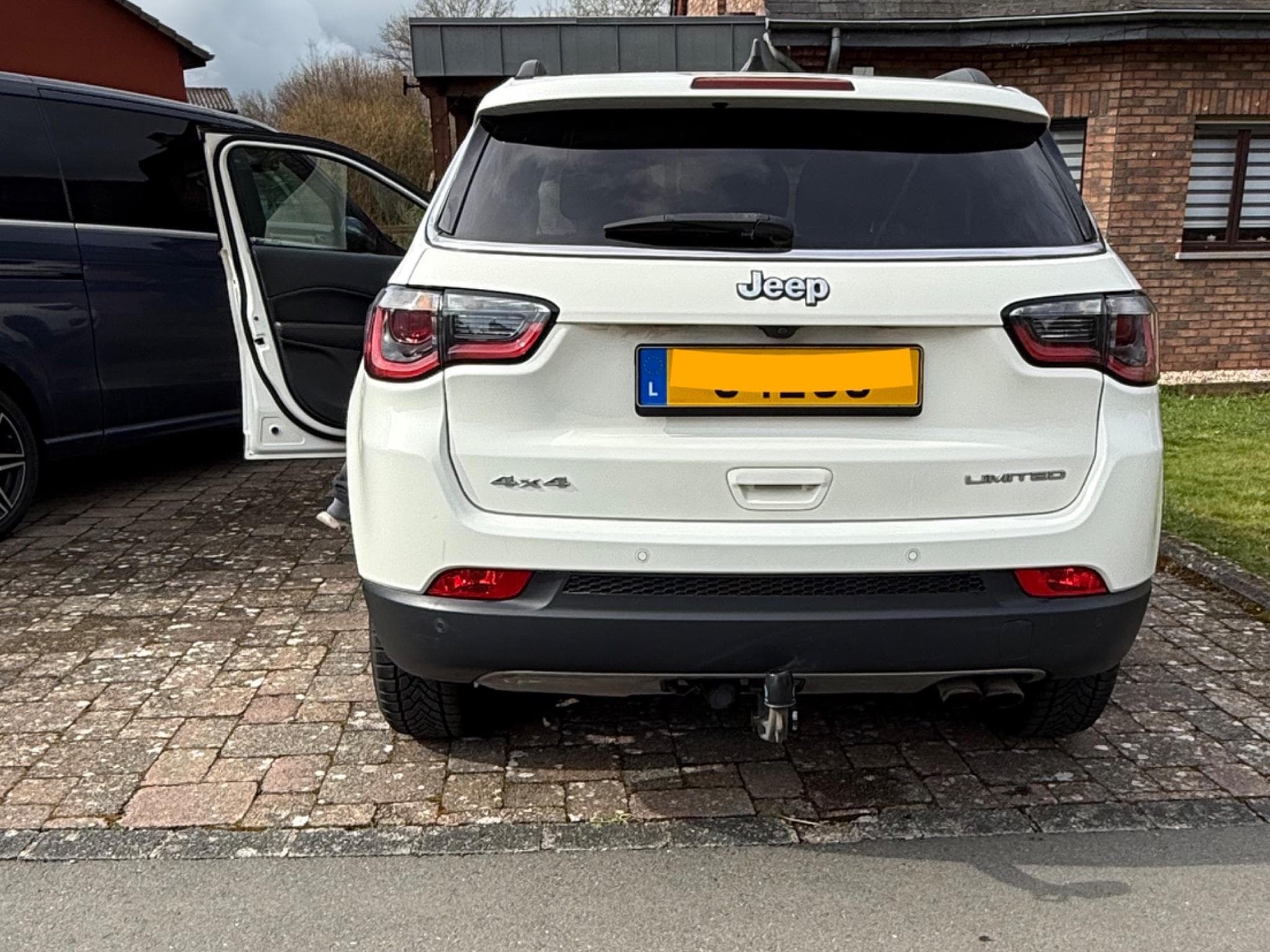 Jeep Compass Limited (2019) - Photo 2