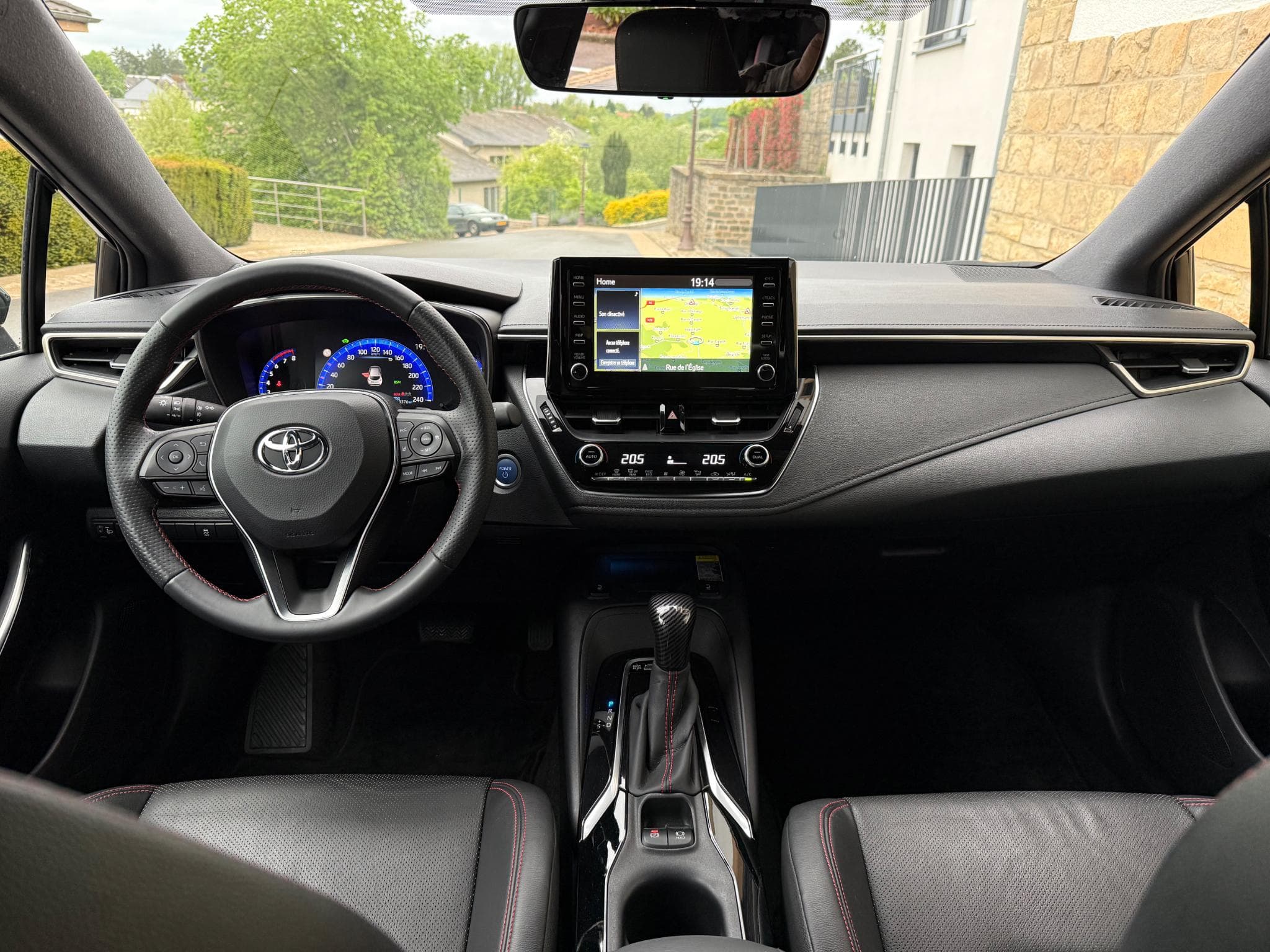 Toyota Corolla 2.0 Hybrid GR Sport (2021) - Photo 8