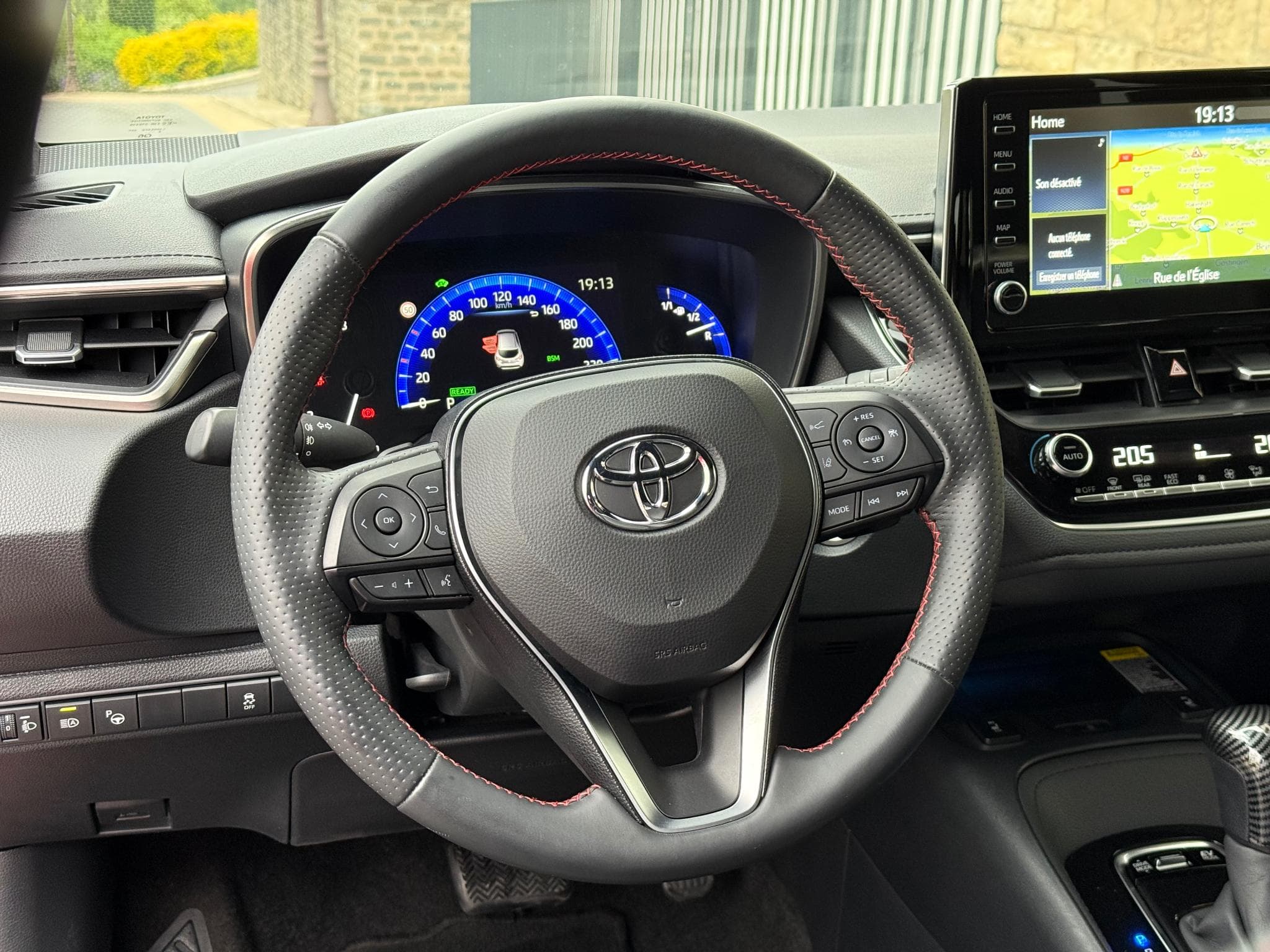 Toyota Corolla 2.0 Hybrid GR Sport (2021) - Photo 5