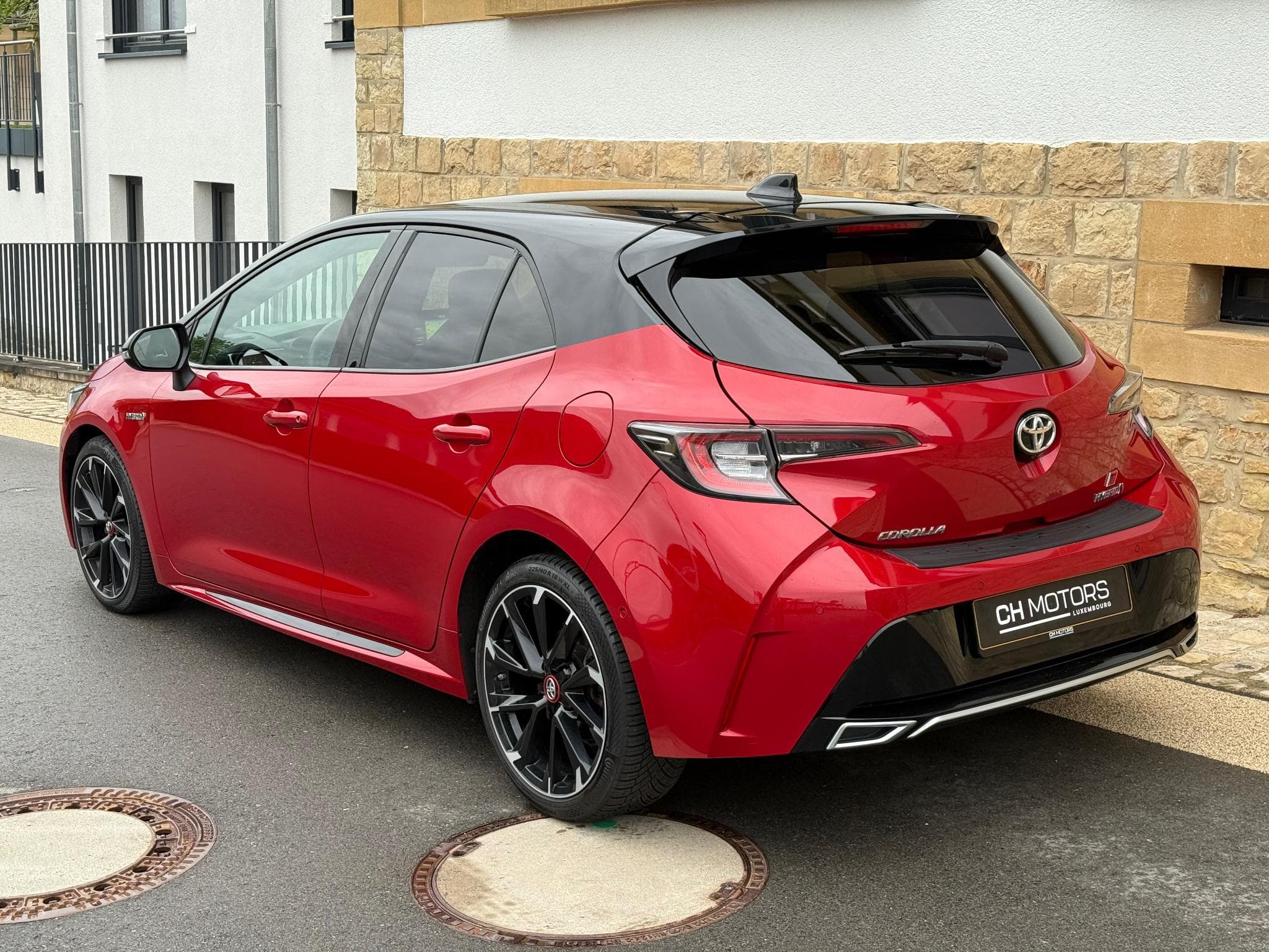 Toyota Corolla 2.0 Hybrid GR Sport (2021) - Photo 2
