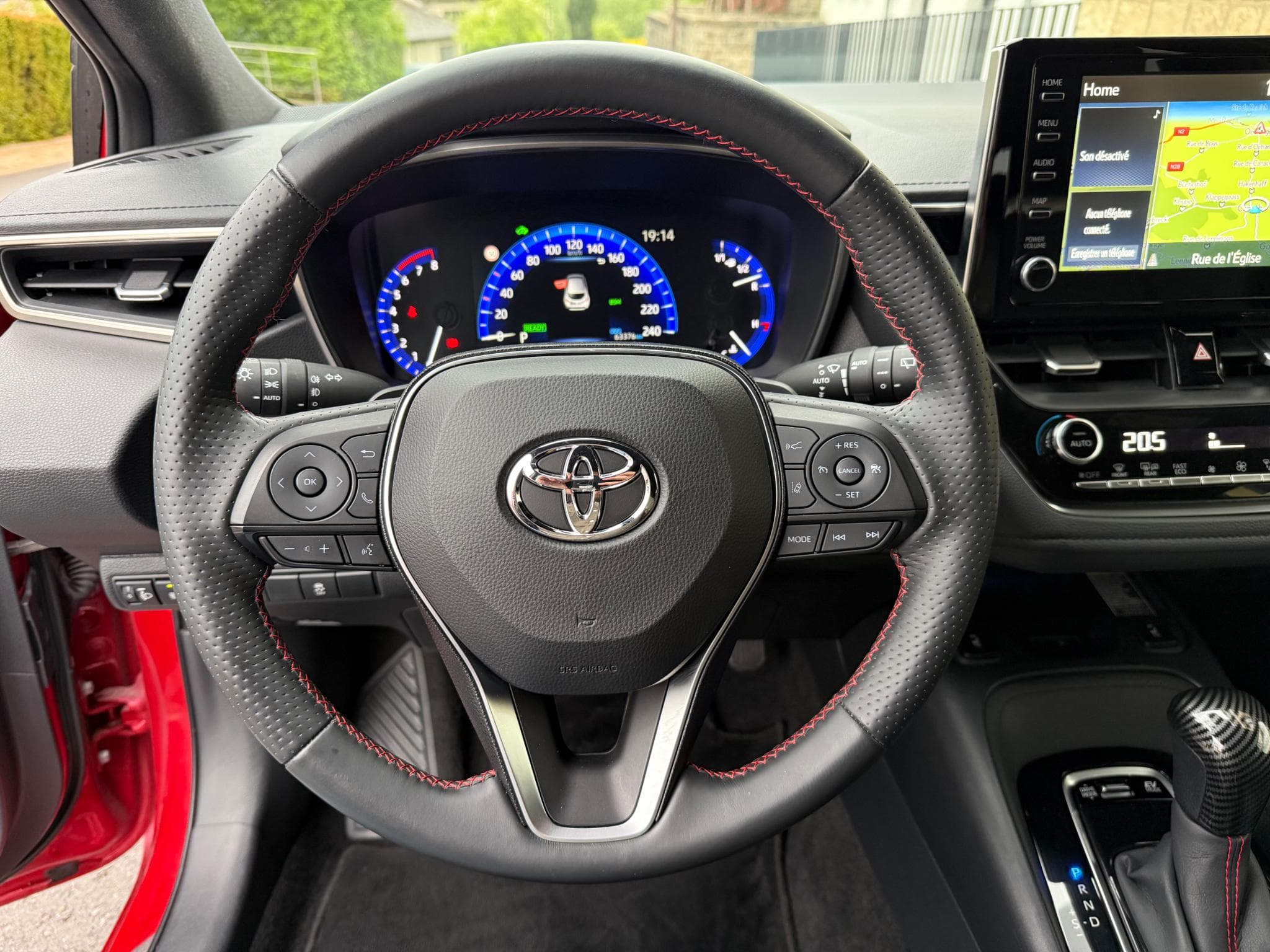 Toyota Corolla 2.0 Hybrid GR Sport (2021) - Photo 9