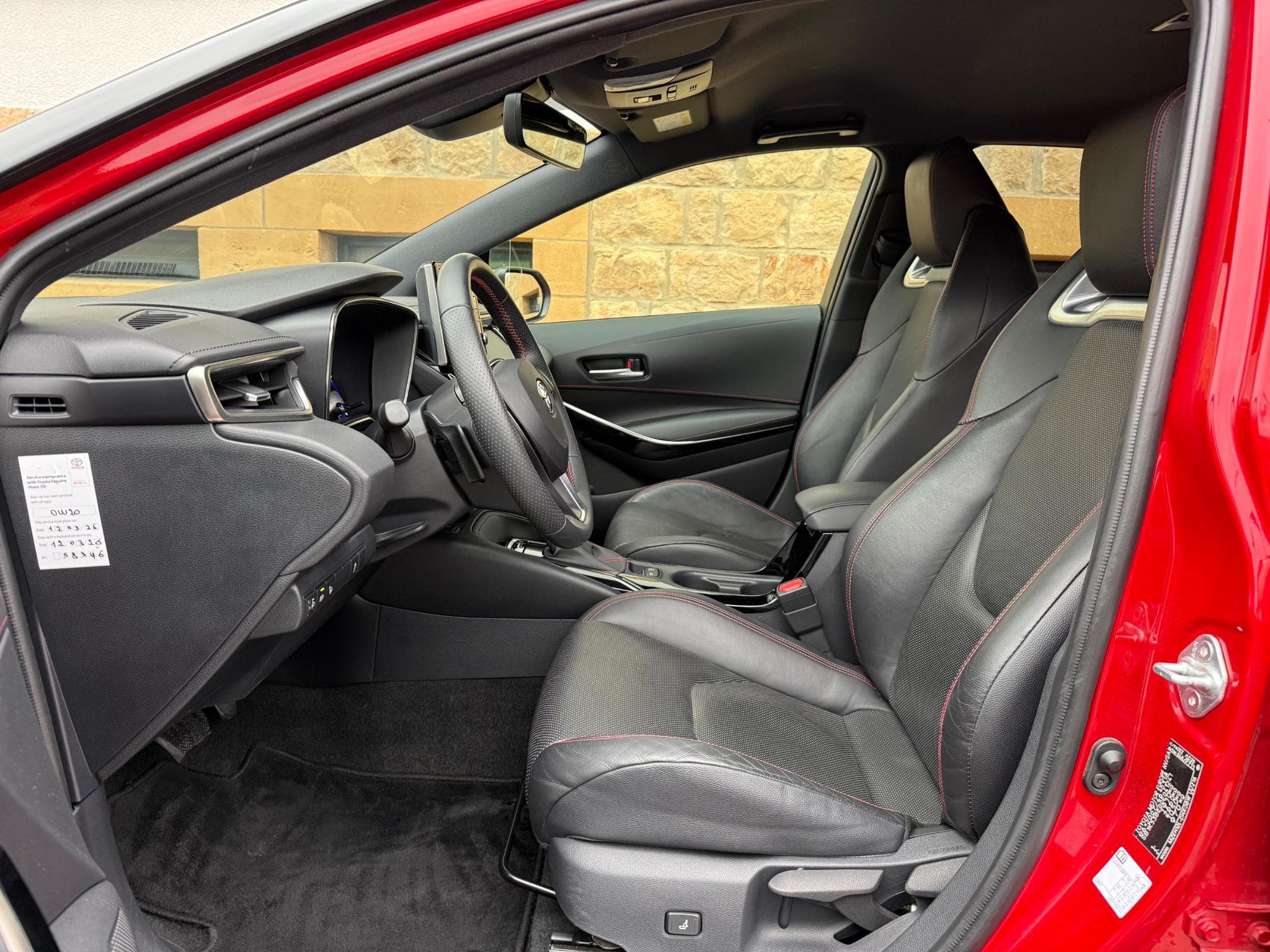 Toyota Corolla 2.0 Hybrid GR Sport (2021) - Photo 6
