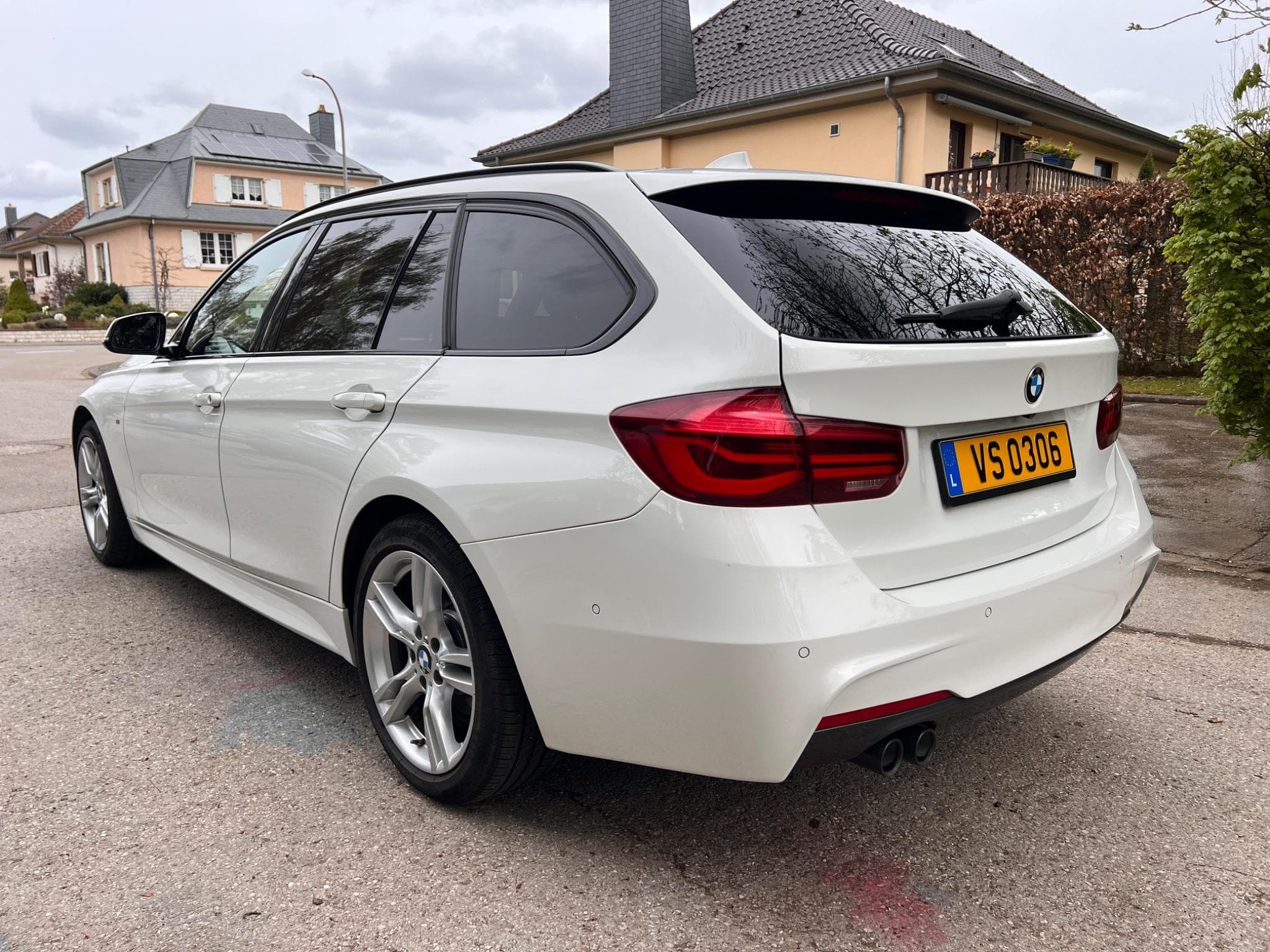 BMW 320 BMW 320d xDrive Touring M (2019) - Photo 6