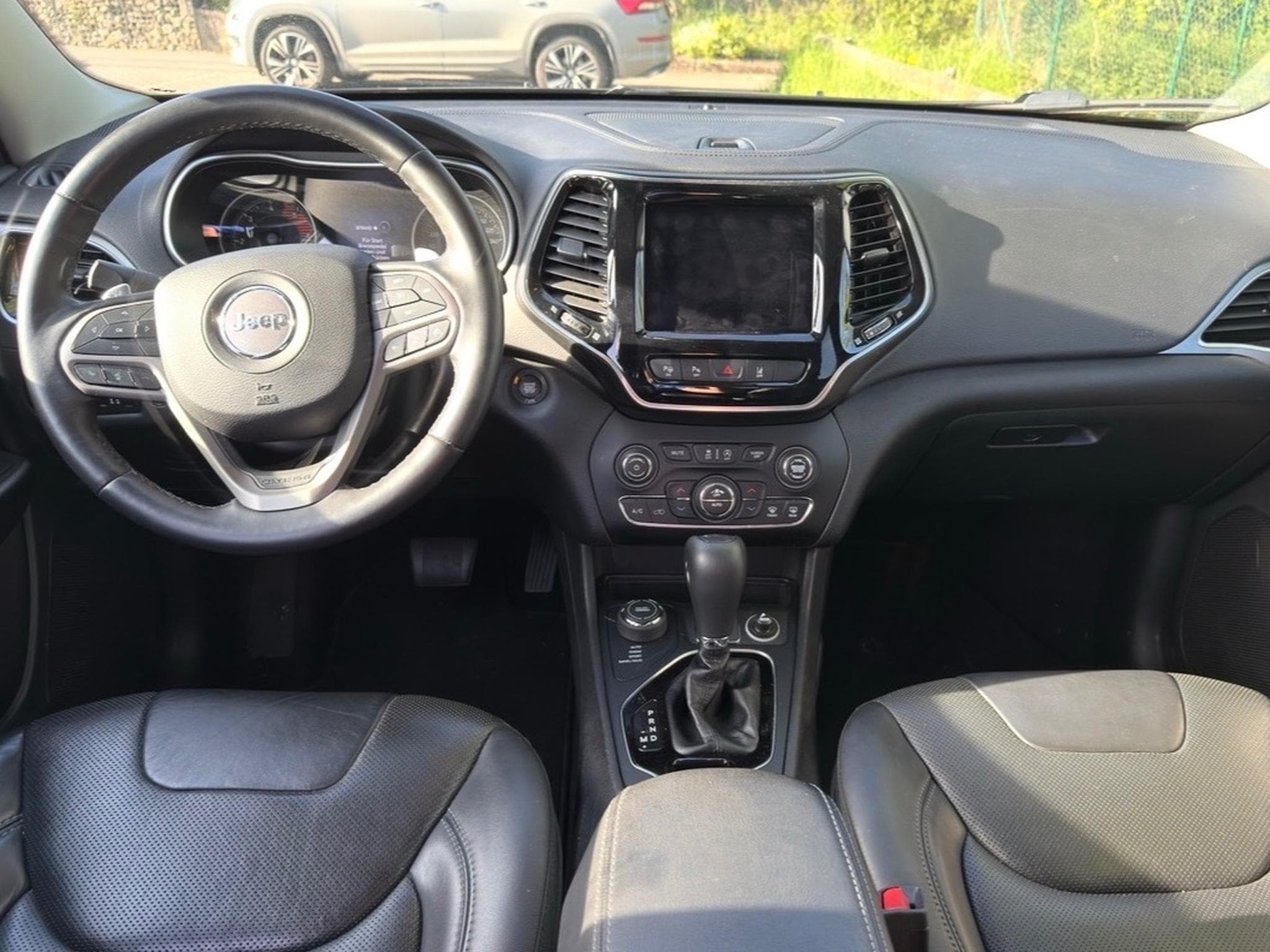 Jeep Cherokee Limited 4x4 (2019) - Photo 3