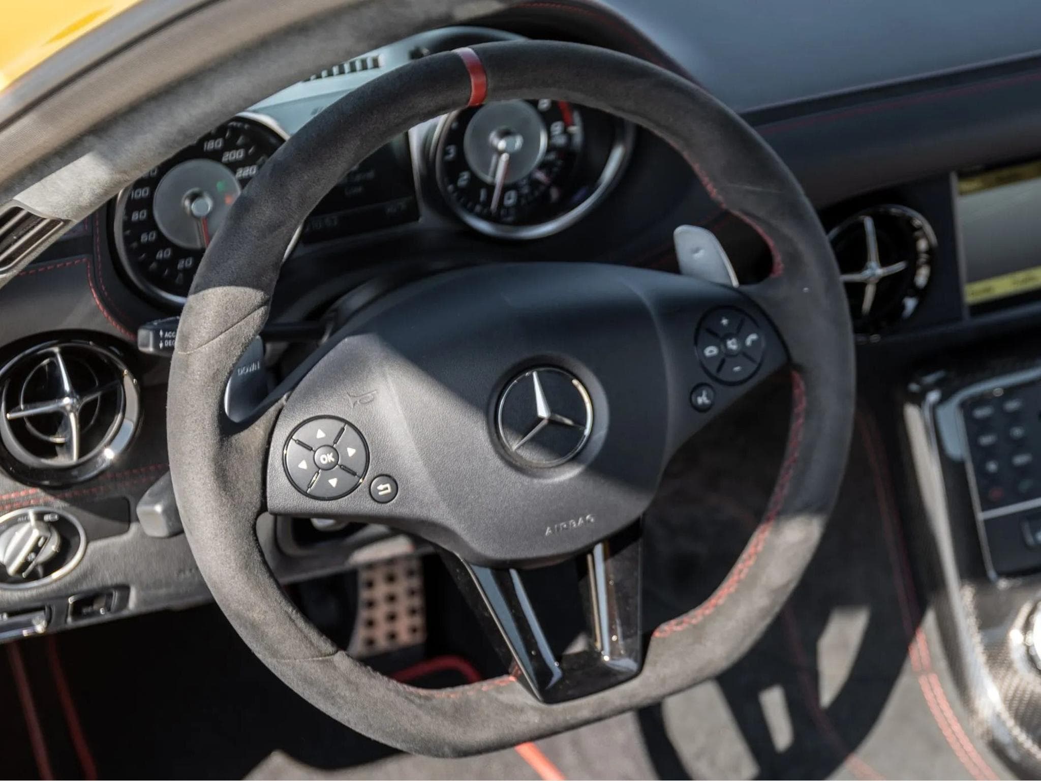 Mercedes SLS AMG Black Series (2014) - Photo 3