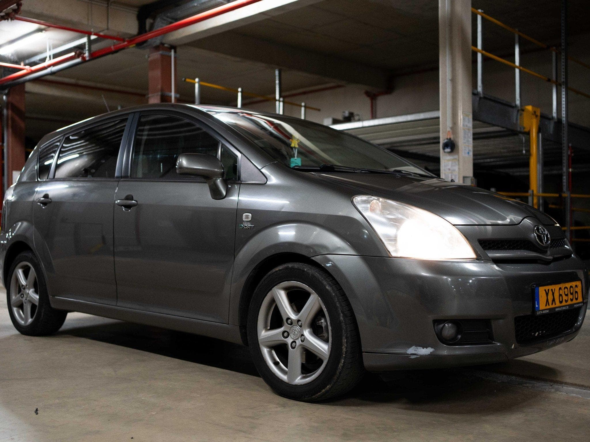 Toyota Corolla Verso (2006) - Photo 6