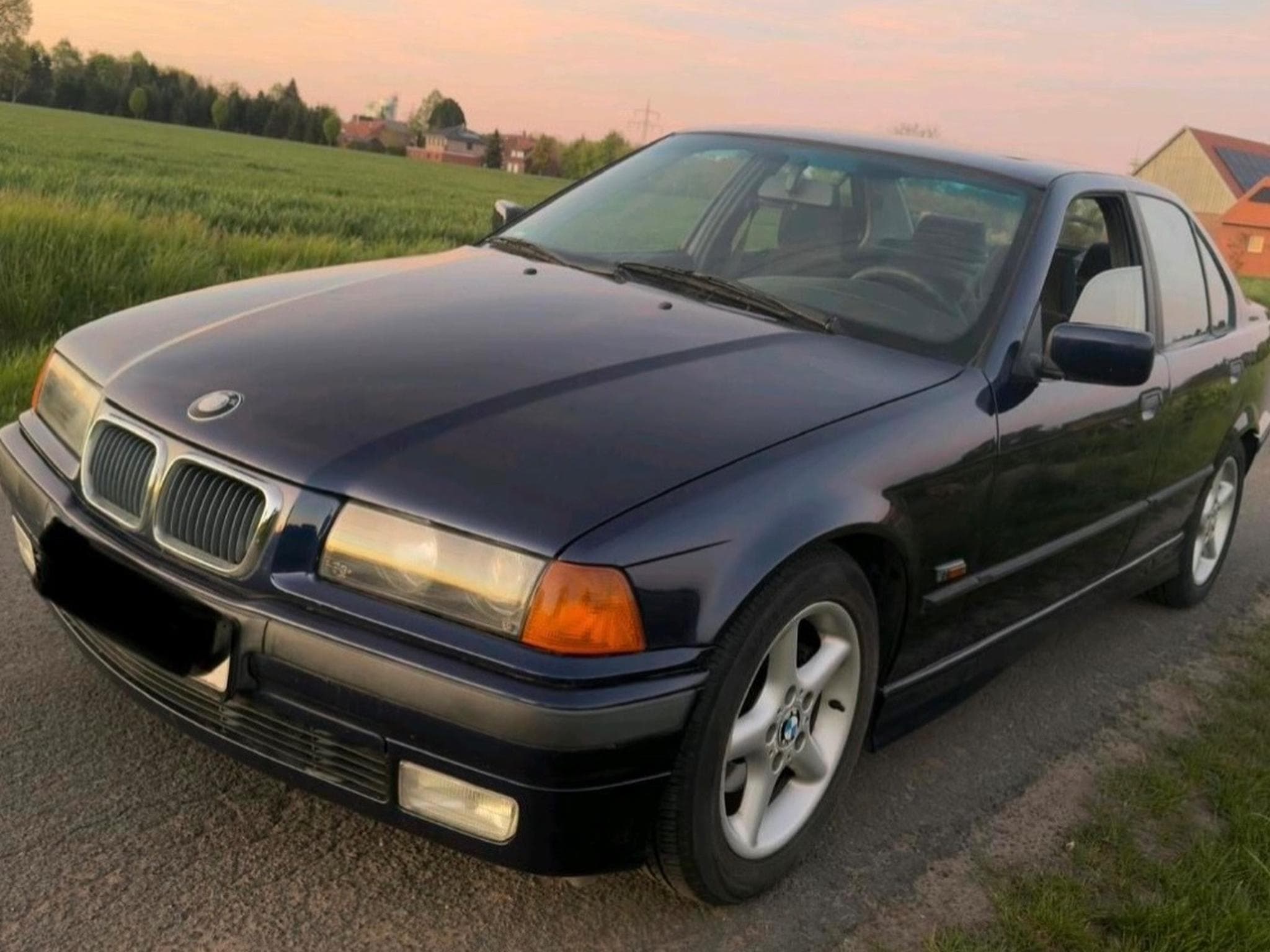 BMW 320 (1997) - Foto 1