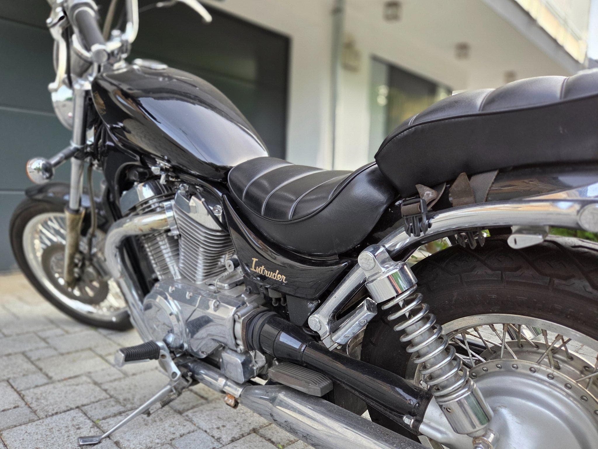 Suzuki Intruder VS 750 GL (1987) - Photo 3