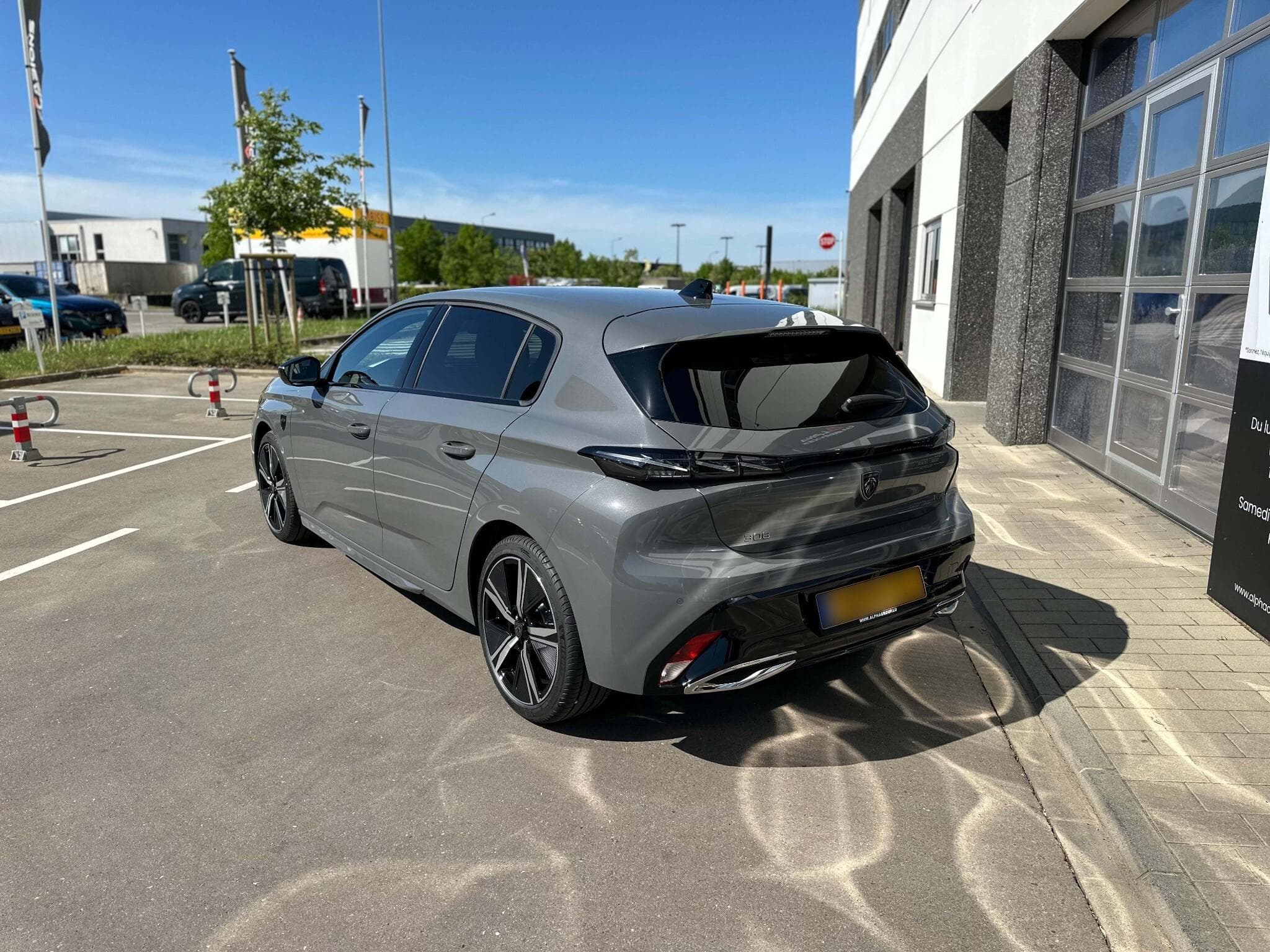 Peugeot 308 GT Pack BlueHDi 130 EAT8 (2025) - Foto 5