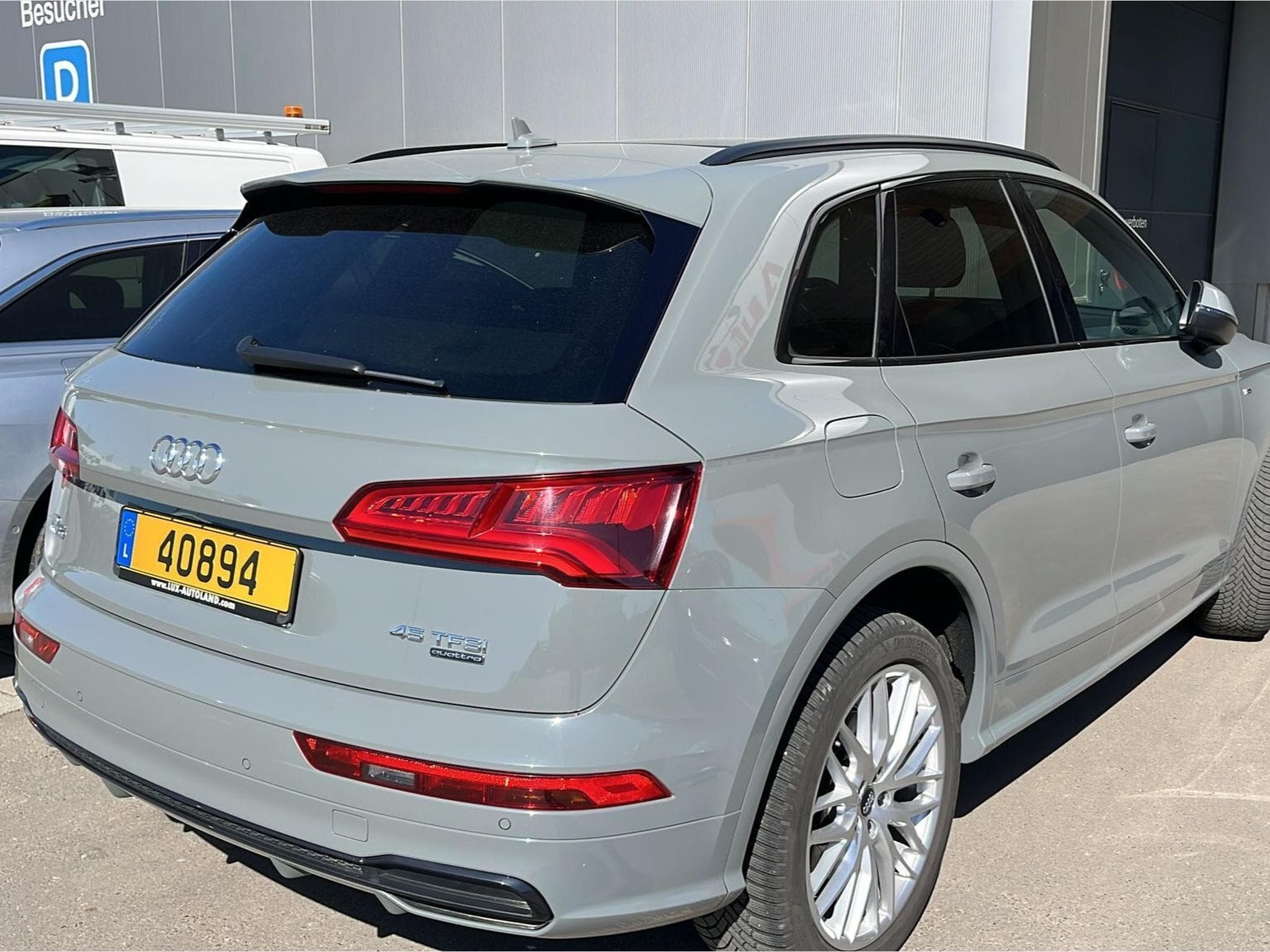 Audi Q5 S-Line (2019) - Photo 2