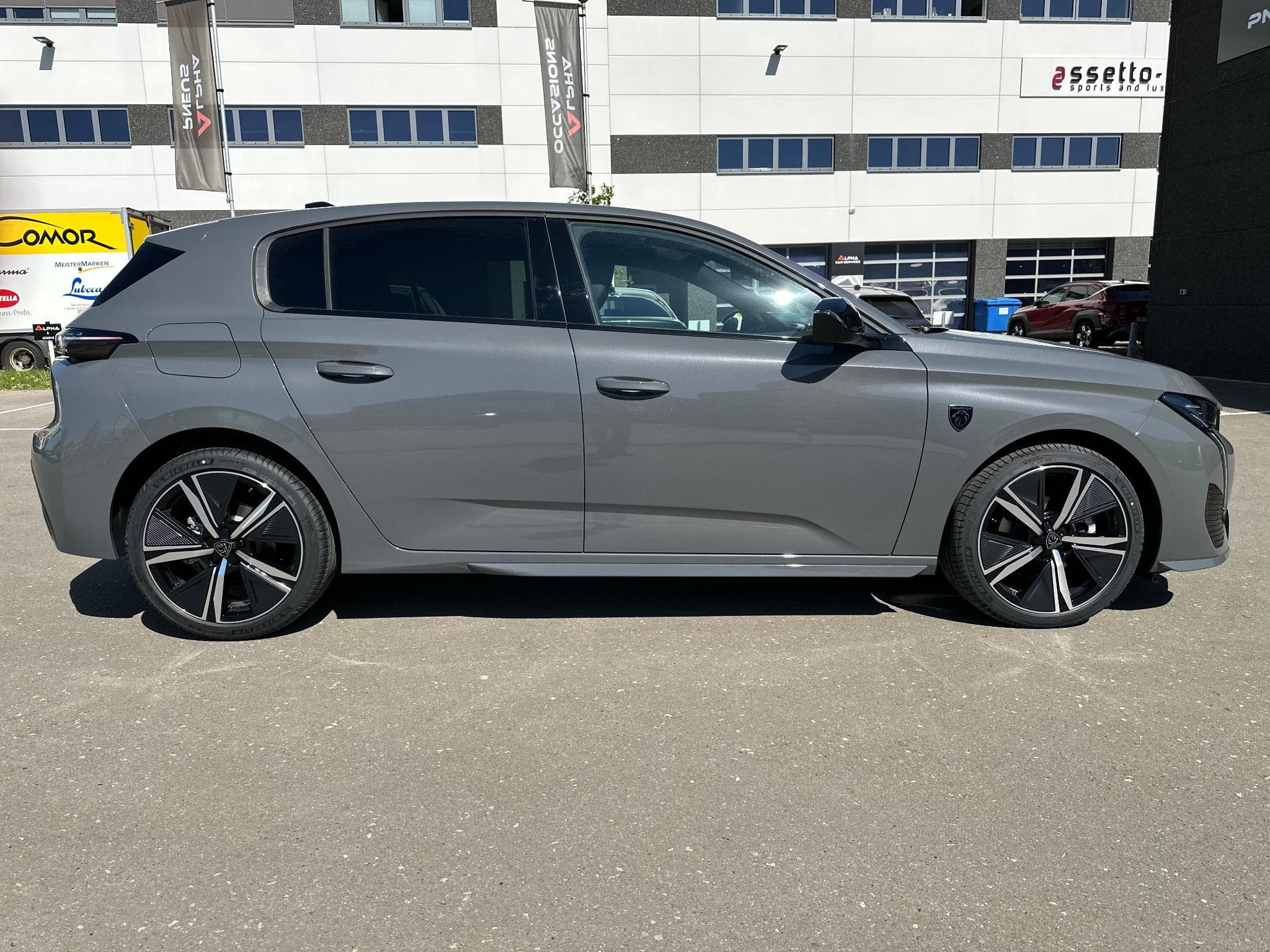 Peugeot 308 GT Pack BlueHDi 130 EAT8 (2025) - Foto 8