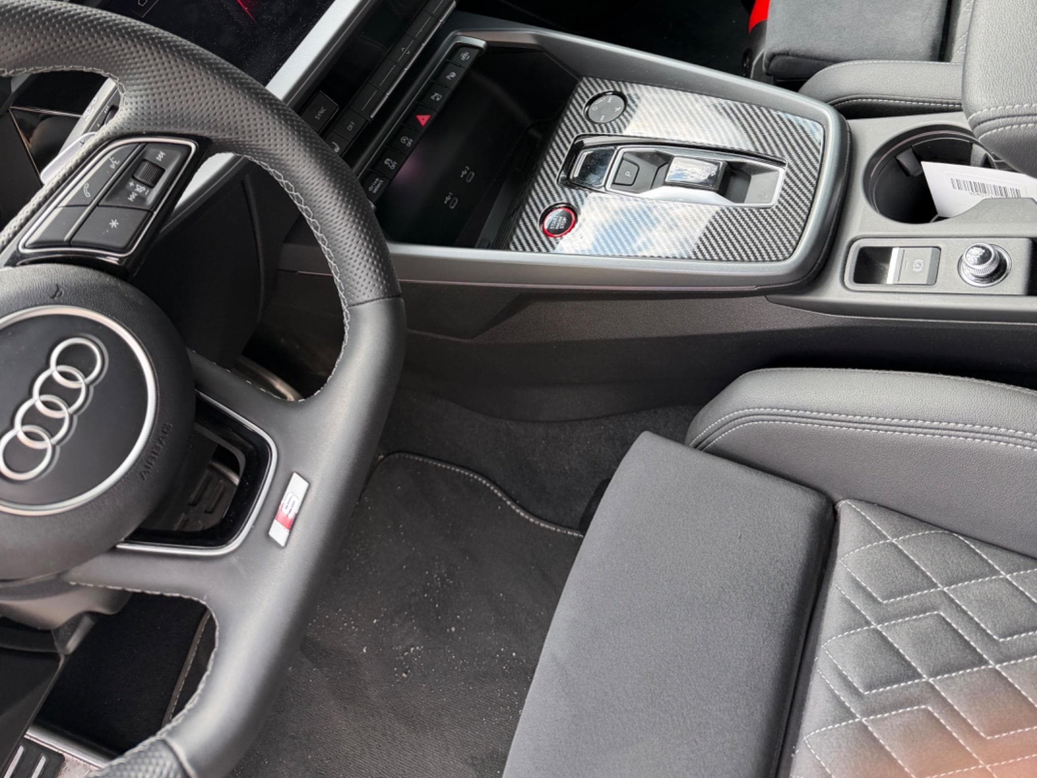 Audi S3 S-line (2025) - Photo 9