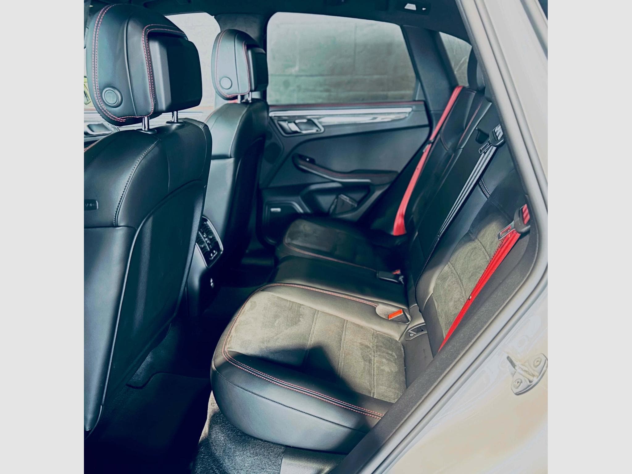 Porsche Macan MACAN GTS PDK (2024) - Photo 13