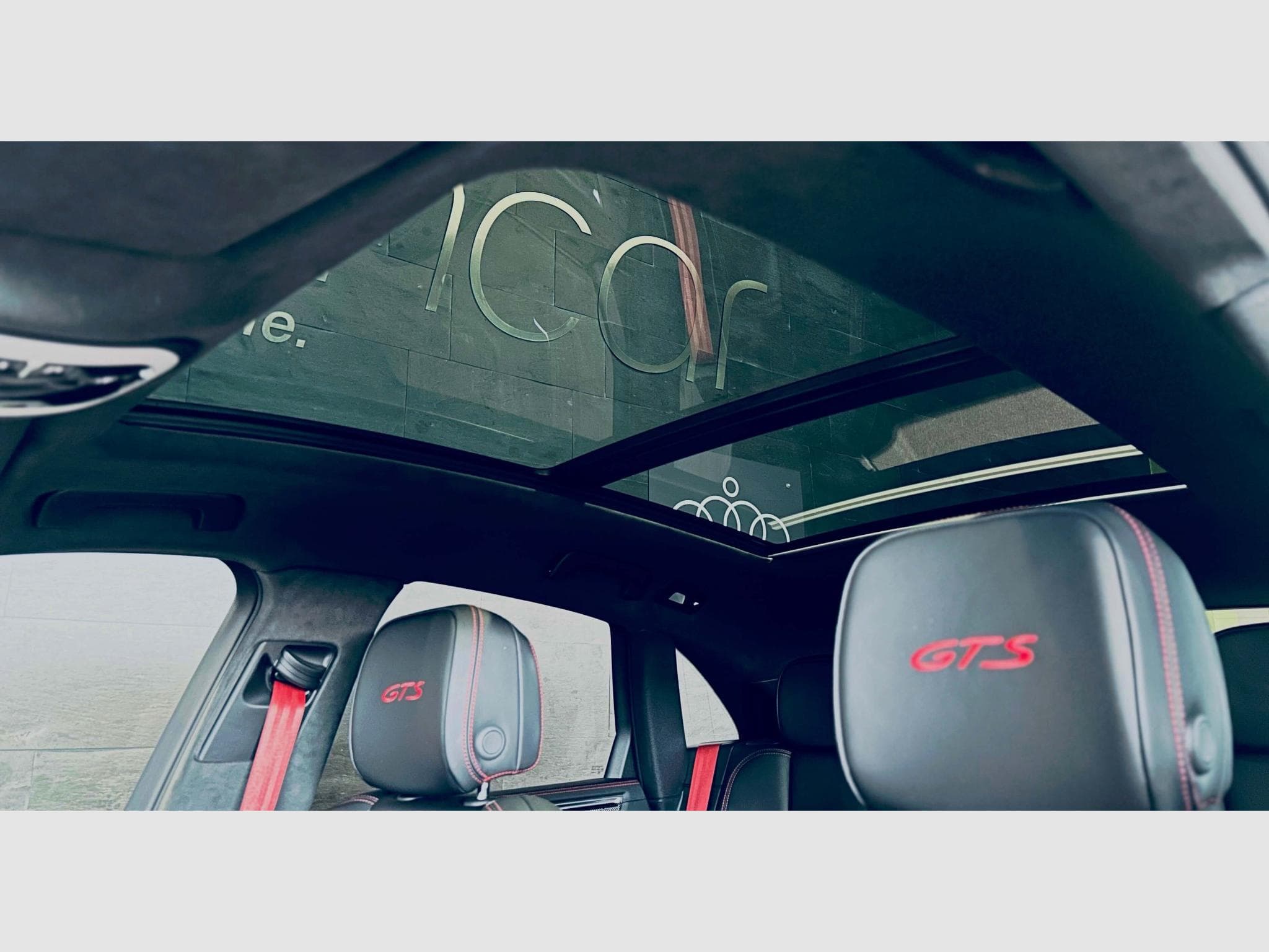 Porsche Macan MACAN GTS PDK (2024) - Photo 12