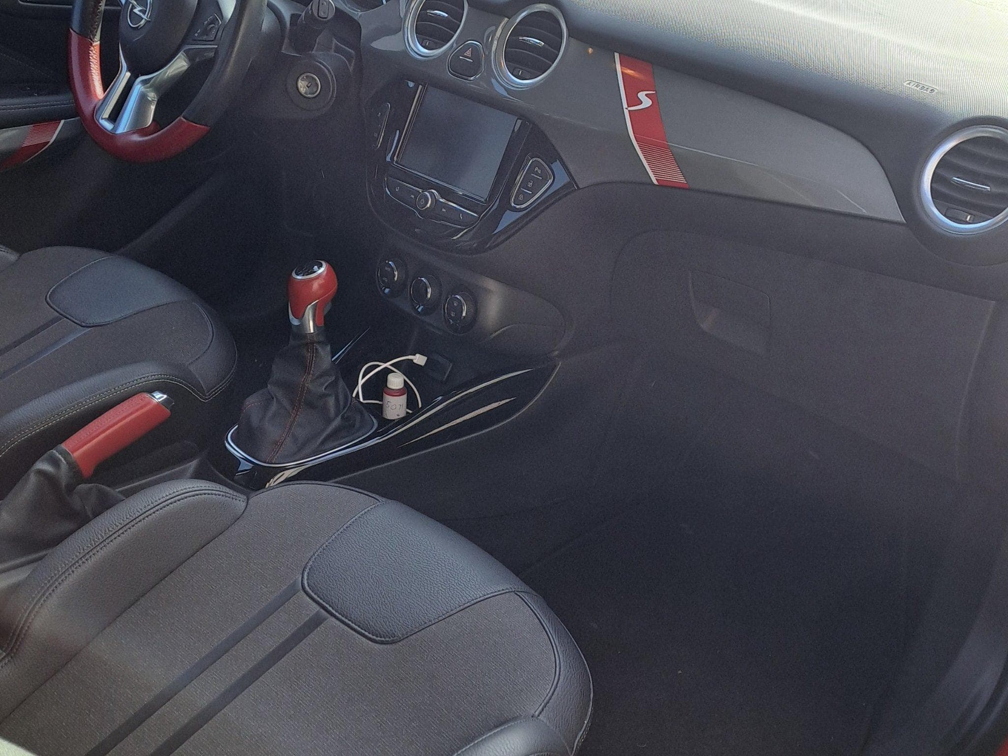 Opel Adam S (2017) - Photo 2