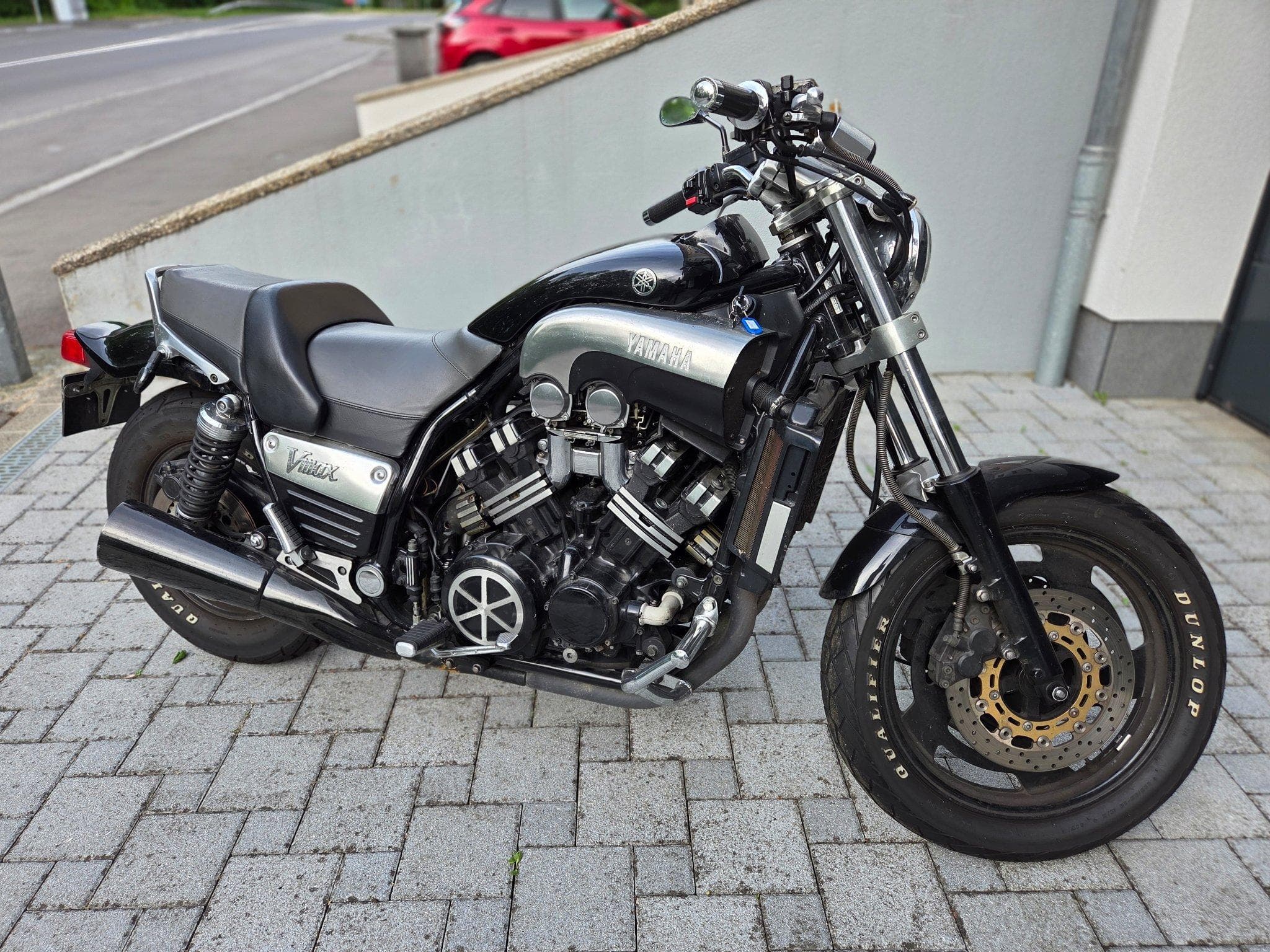 Yamaha V-Max 1200 (1997) - Photo 1