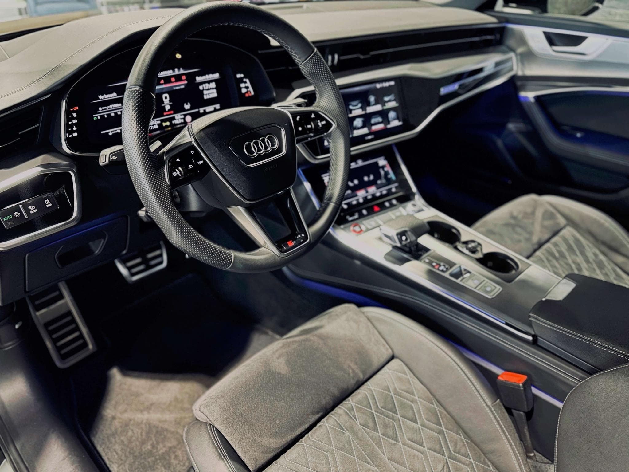 Audi S6 S6 AVANT TDI QUATTRO TIPTRONIC (2024) - Photo 8