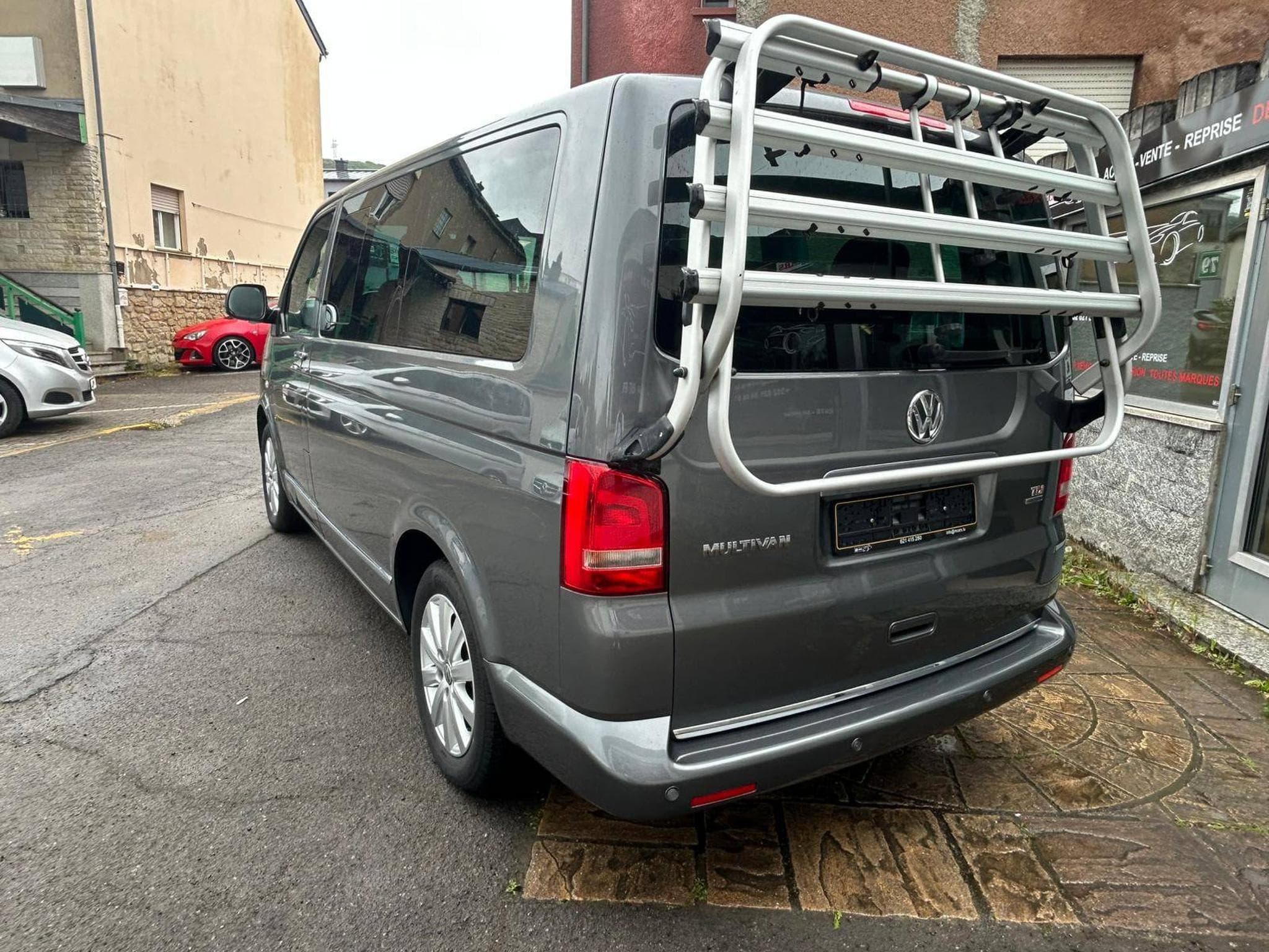 VW Multivan 2.0 TDI 180CV 4 MOTION 7 PLACES (2011) - Photo 3