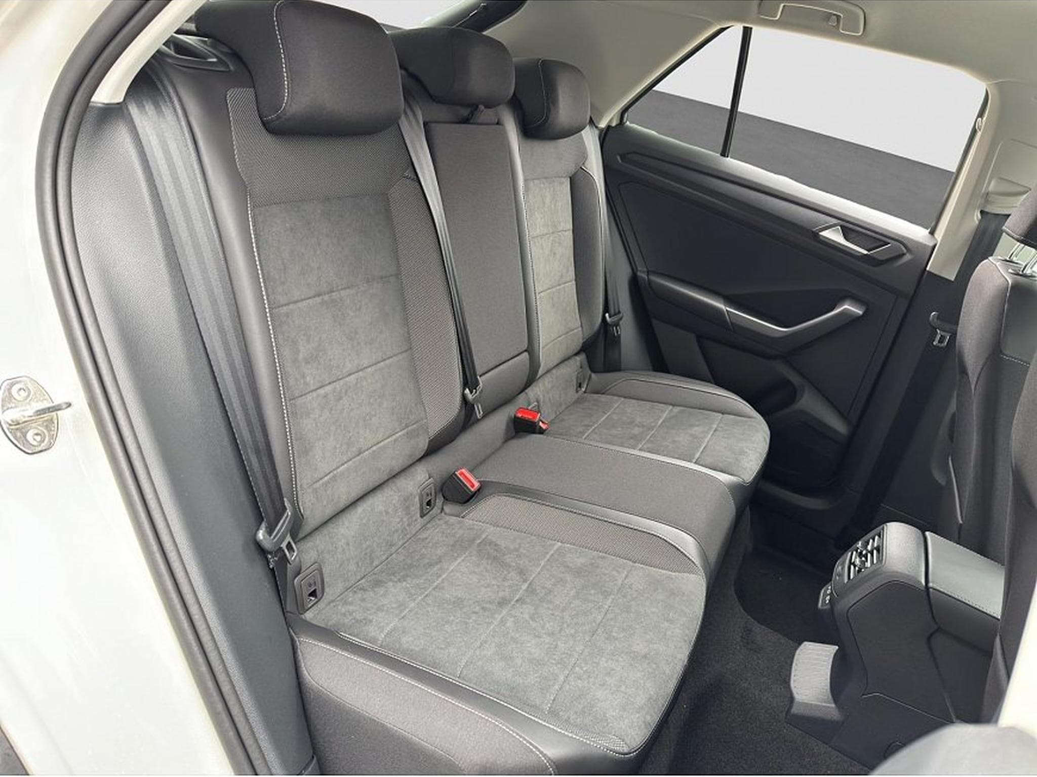 VW T-Roc (2025) - Foto 18