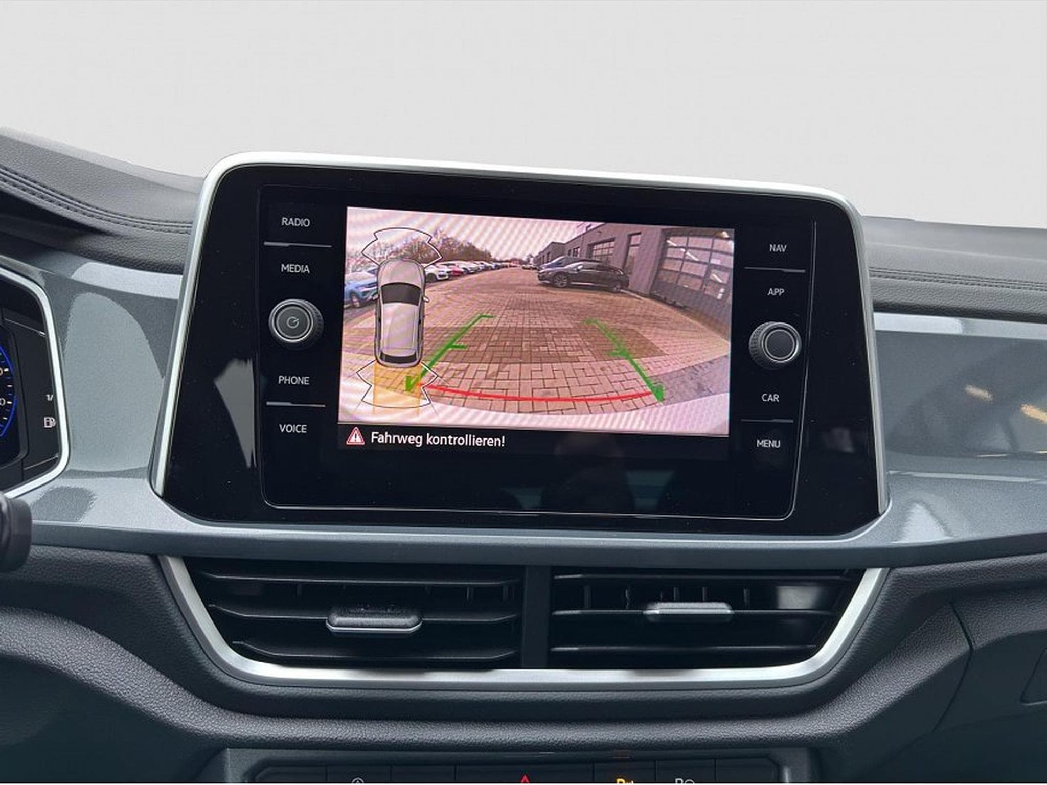 VW T-Roc (2025) - Foto 19