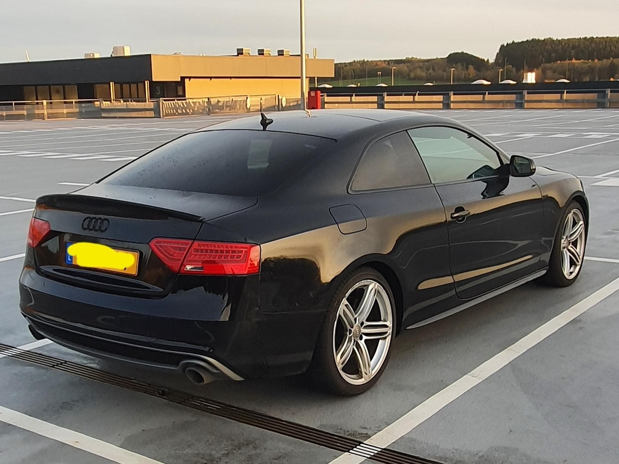 Audi A5 S-line (2013) - Photo 2