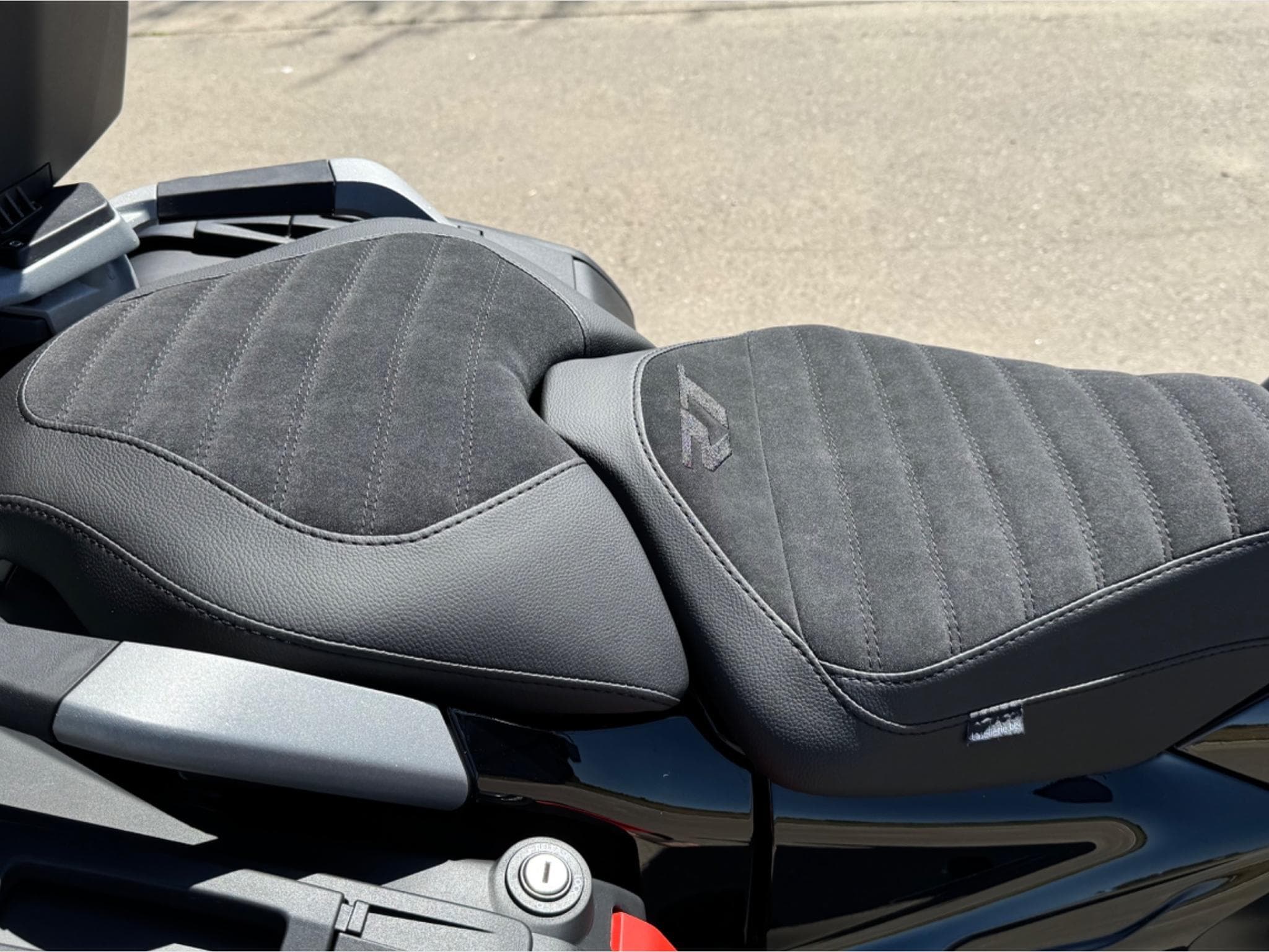 BMW R BMW RT 1300 ASA triple black (2026) - Foto 7