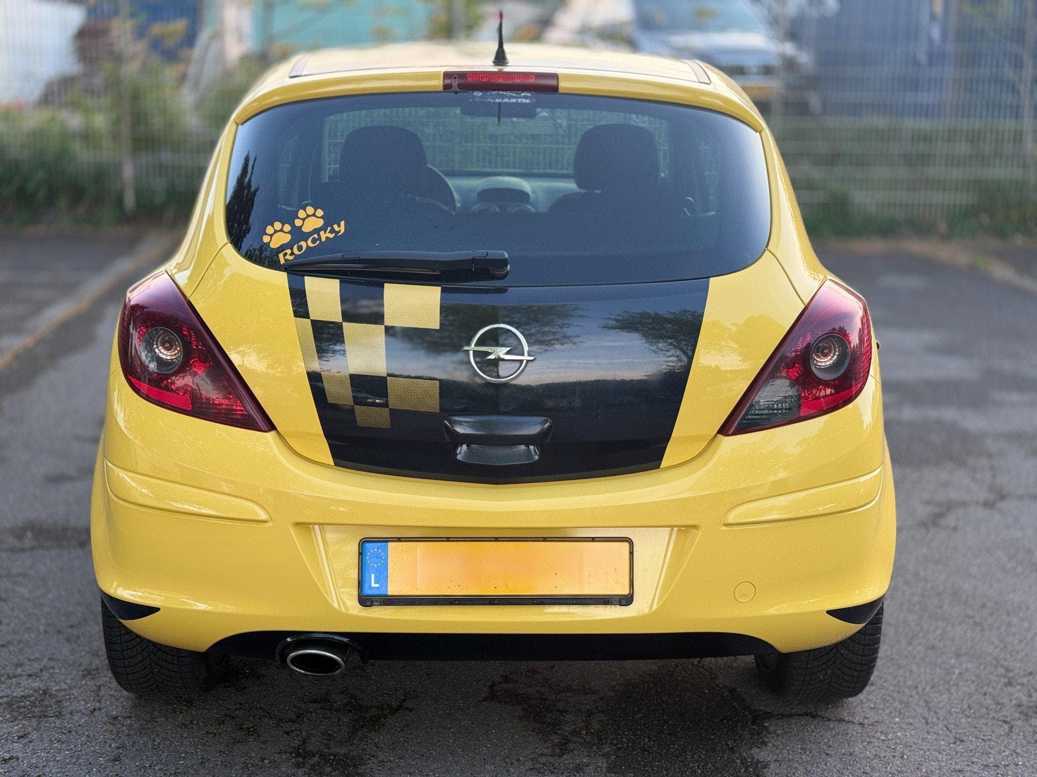 Opel Corsa 1.4 Sport Edition 101 (2010) - Photo 5