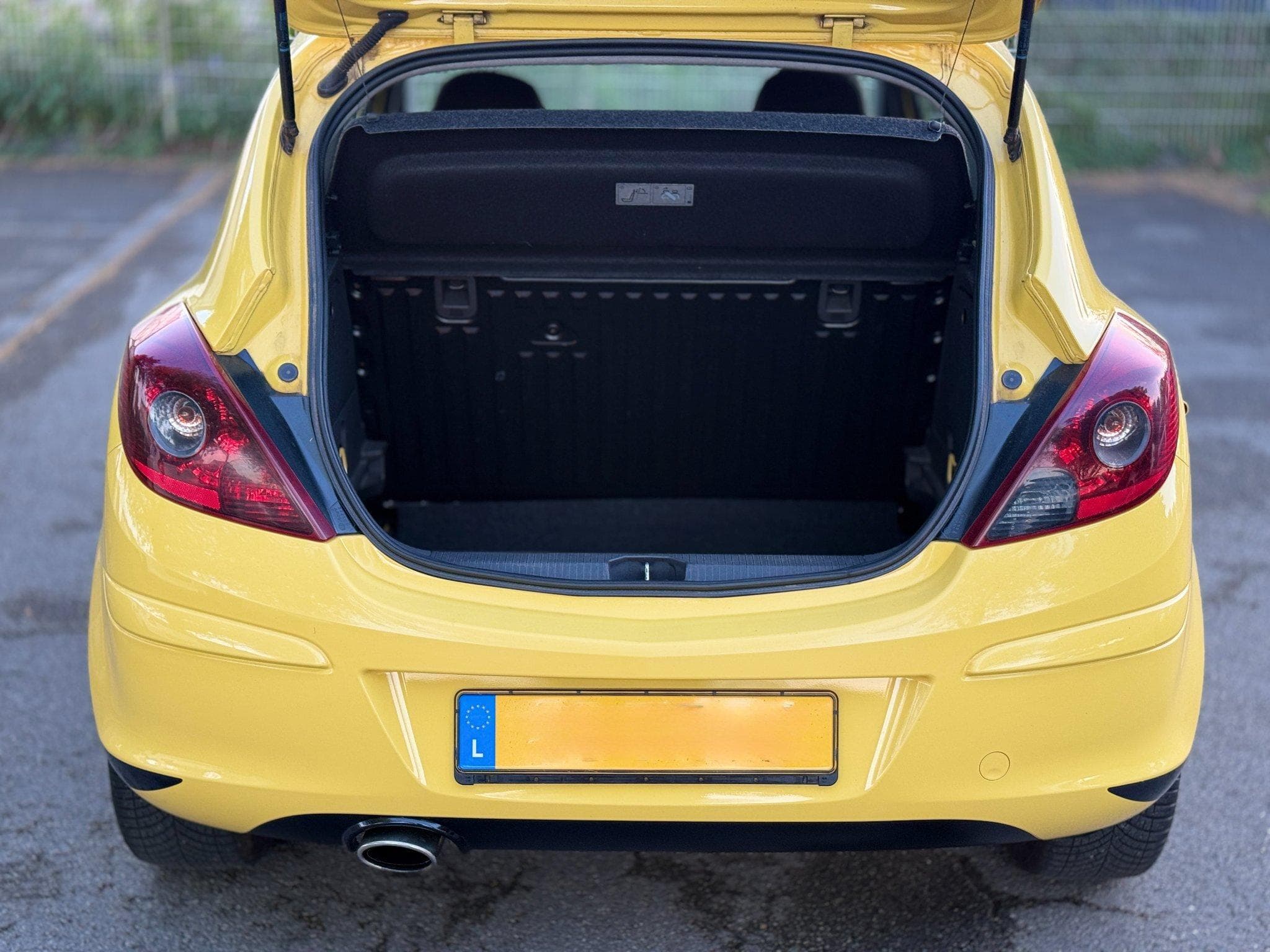 Opel Corsa 1.4 Sport Edition 101 (2010) - Photo 13