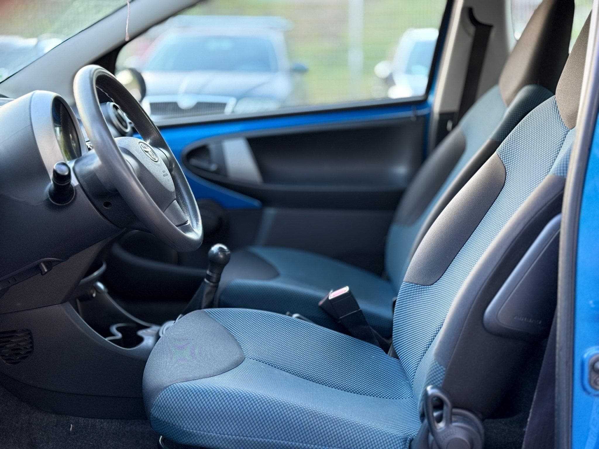 Toyota Aygo 1.0 (2012) - Photo 9